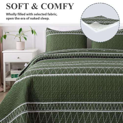 Andency Andency Green Quilt Set Oversized King (114x120 Inch), 3 Pieces(1 Striped Triangle Printed Quilt and 2 Pillowcases), Bohemian Summer Lightweight Reversible Microfiber Bedspread Coverlet