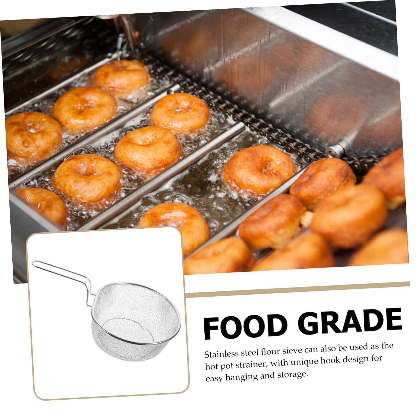 Komax Komax Large Plastic Water Pitcher with Lid Square Water Carafe BPA-Free, Dishwasher Safe Water, Tea, or Juice Containers with Lids for Fridge (2.3 Liters)