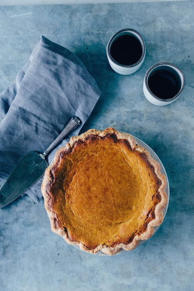 KitchenDance.com KitchenDance 9 Inch Heavy Duty Aluminum Pie Tins - Oven and Freezer Safe Disposable Pie Pans - Ideal for Restaurants and Bakeries - Reusable and 100% Recyclable Gauge Aluminum - 409 (50, Silver)