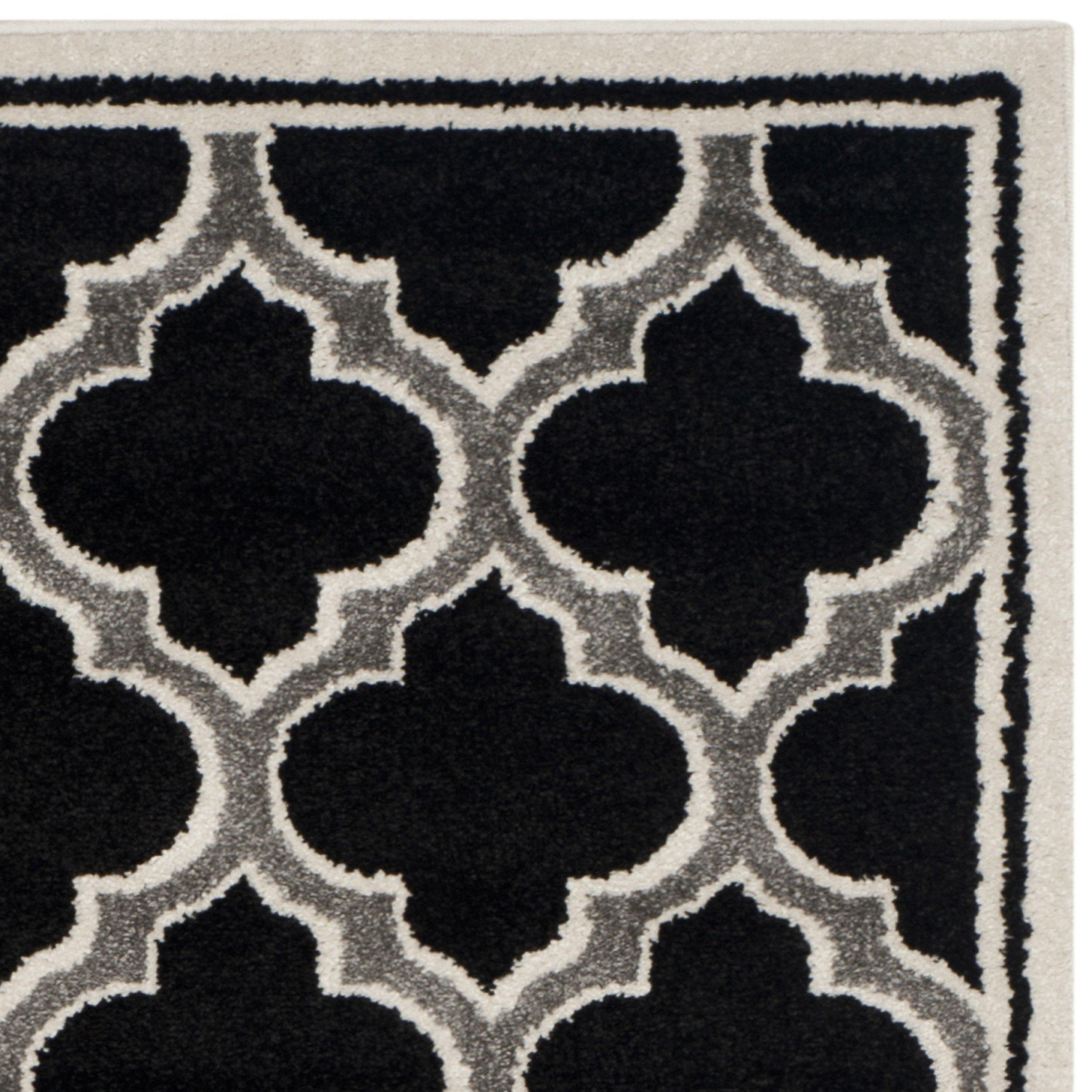 Safavieh SAFAVIEH Amherst Collection Area Rug - 6' x 9', Anthracite & Ivory, Moroccan Geometric Design, Non-Shedding & Easy Care, Ideal for High Traffic Areas in Living Room, Bedroom (AMT412G)