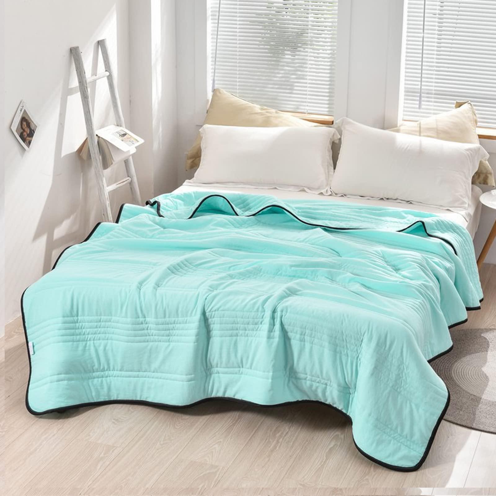 Generic Silk Cooling Blanket, Ice Silk Summer Luxury Blanket, Cool Ice Silk Blanket, Lightweight Summer Blanket Ultra Cold Breathable Summer Blankets (Aqua Green,79 * 91in/200 * 230cm)