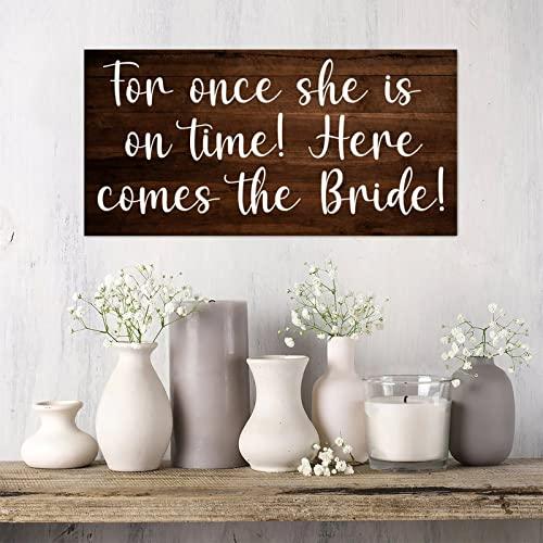 Alioyoit Farmhouse Style Wedding Sign Wood Pallet Sign Plaque Here Comes The Bride Rustic Wooden Pallet Sign Plaque Wood Hanging Door Plaque Countryside Wall Art Shabby Chic Wooden Hanging Decor Novelty