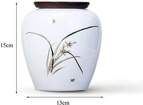 NAZENTI NAZENTI Personalized Mom Puzzle Sign, Custom Mom You Are The Piece That Holds Us Together With Family Name Sign, Puzzle Piece Sign, Birthday Christmas Mothers Women Day Gift From Kid, Mom Grandma Gift