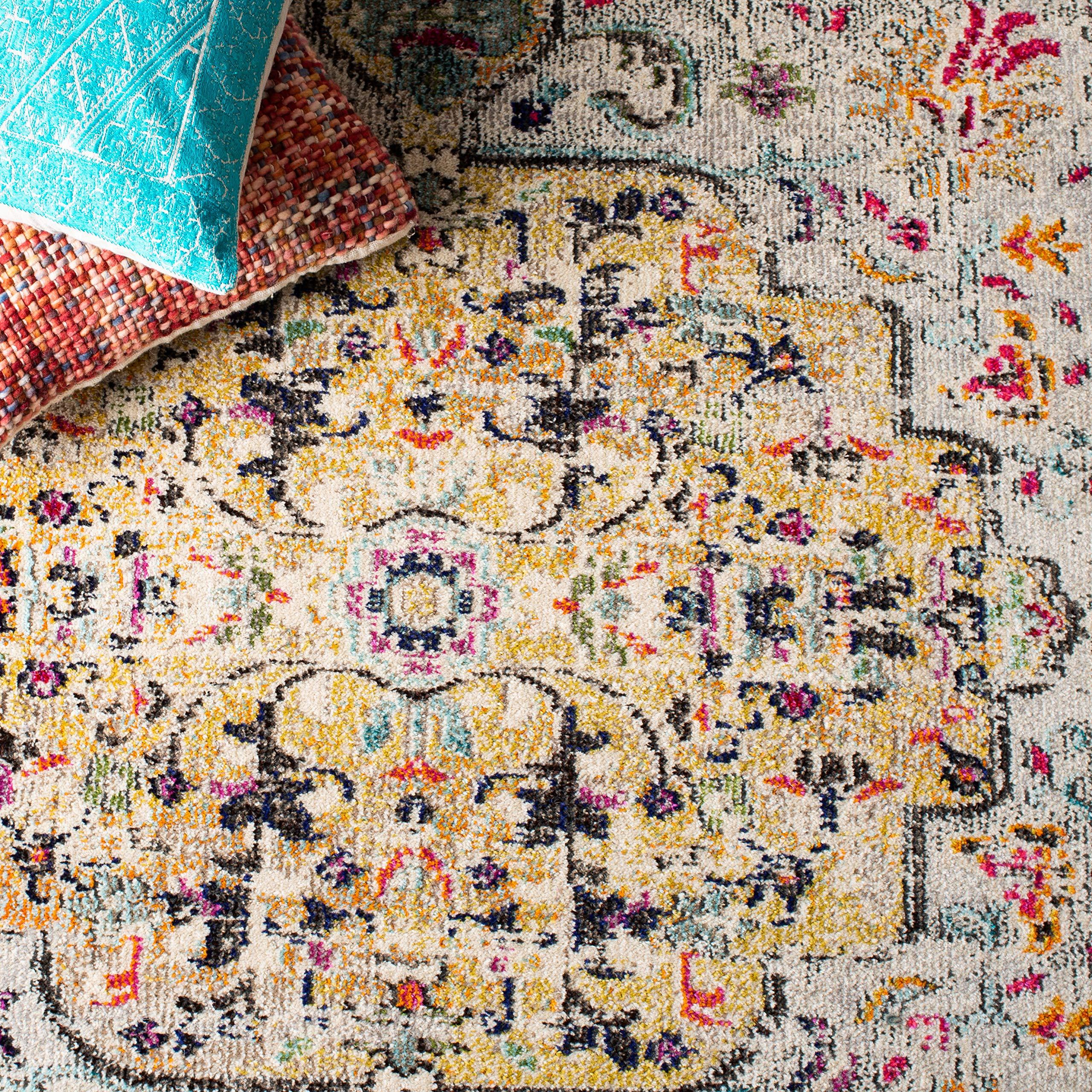 Safavieh SAFAVIEH Madison Collection Area Rug - 6' x 9', Grey & Gold, Boho Chic Medallion Distressed Design, Non-Shedding & Easy Care, Ideal for High Traffic Areas in Living Room, Bedroom (MAD447G)