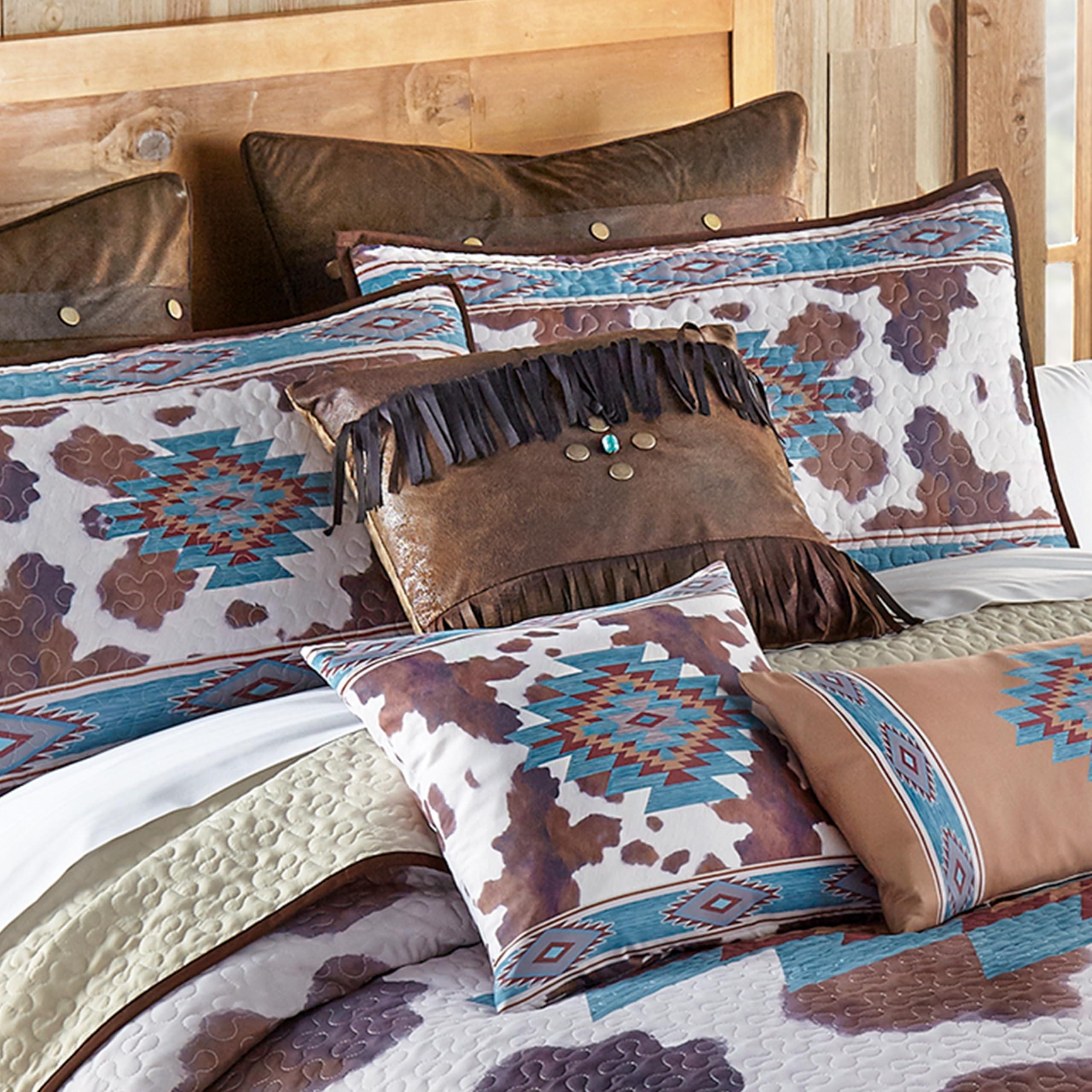 BLACK FOREST DECOR Black Forest Dcor Aztec Cowhide Twin Quilt Set - Lightweight, Southwest Style Bedding with Cowhide and Geometric Patterns, Includes Quilt and Sham, Machine Washable