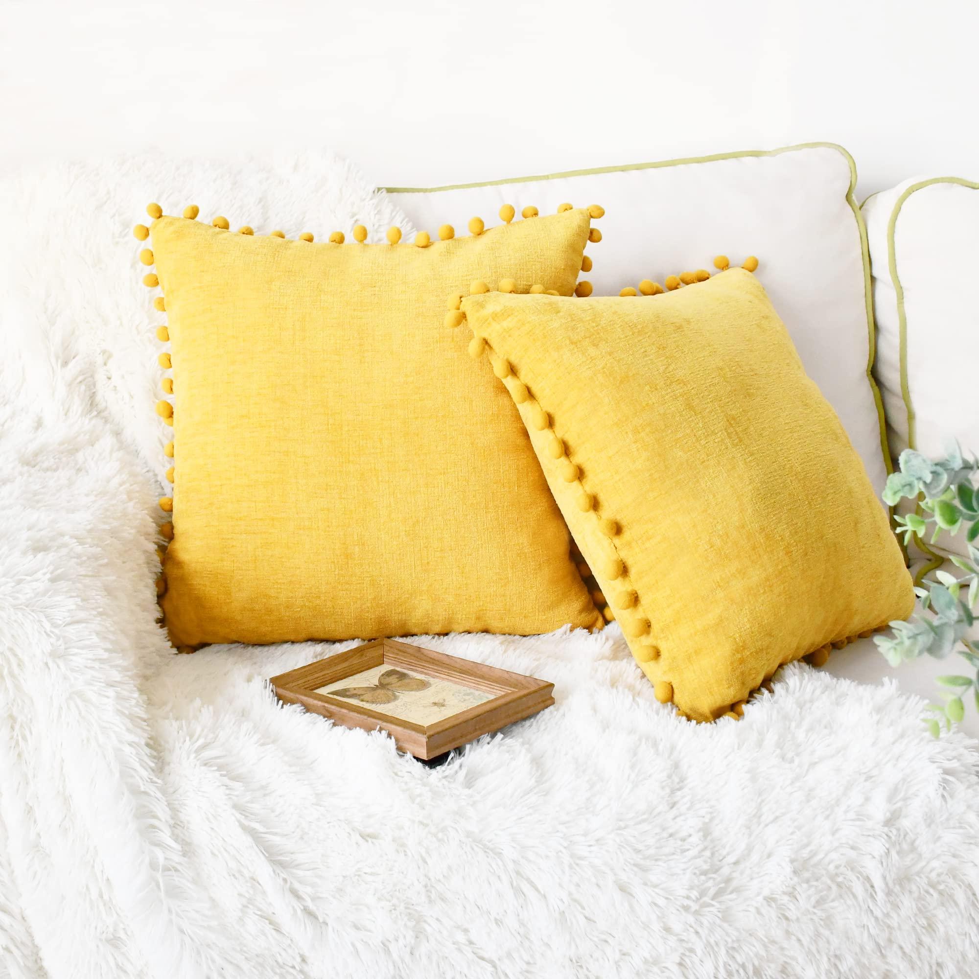 KIZMIQ Runner Rugs Clear Vinyl Plastic Floor Protector 1.5mm Runner Rug Heavy Duty Clear Carpet/Runner Waterproof Protector/Plastic Table Cover - Multipurpose Rectangular Vinyl Roll, Anti-Oxidation,60/90/100