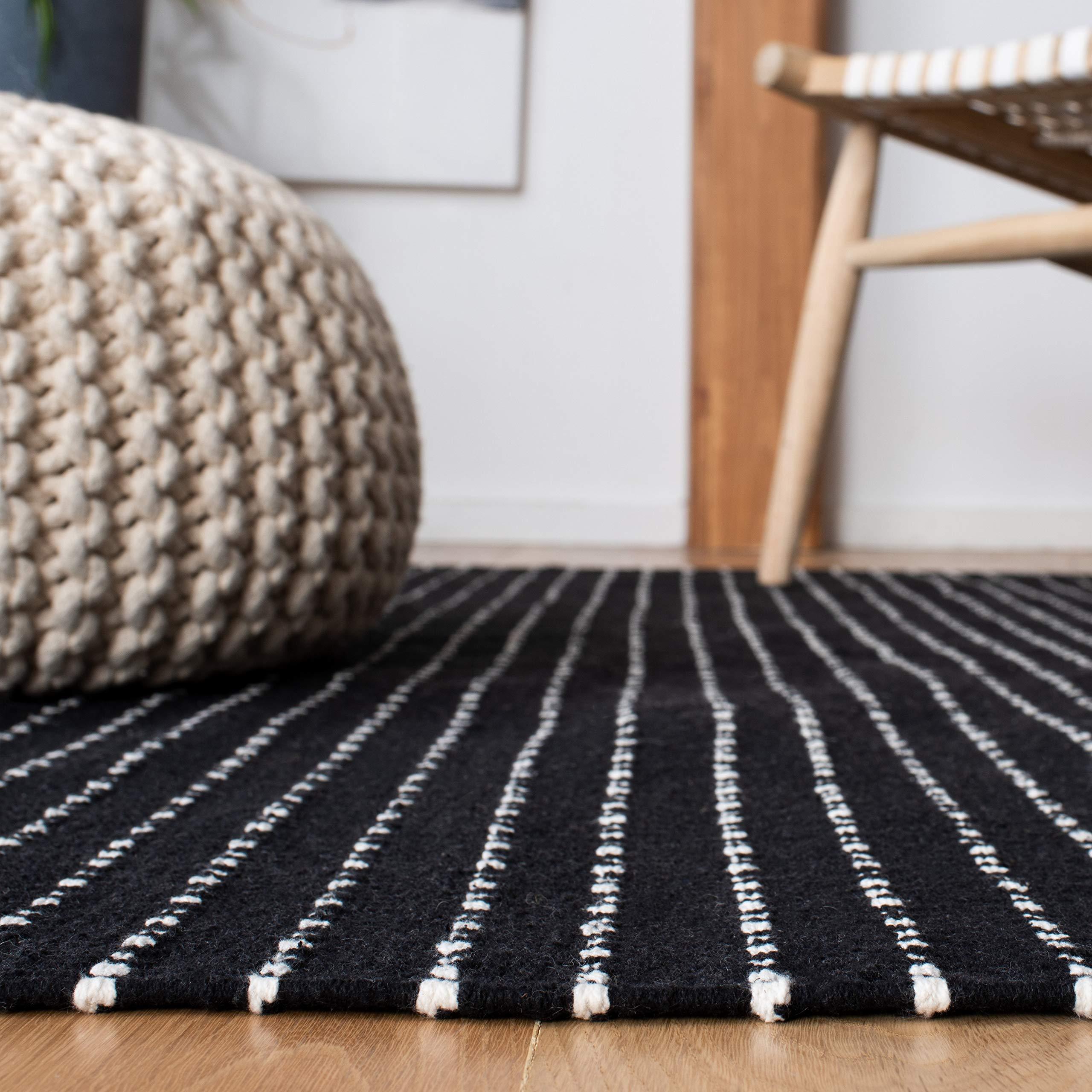 Safavieh SAFAVIEH Kilim Collection Area Rug - 6' x 9', Black & Ivory, Handmade Flat Weave Cotton, Ideal for High Traffic Areas in Living Room, Bedroom (KLM706Z)