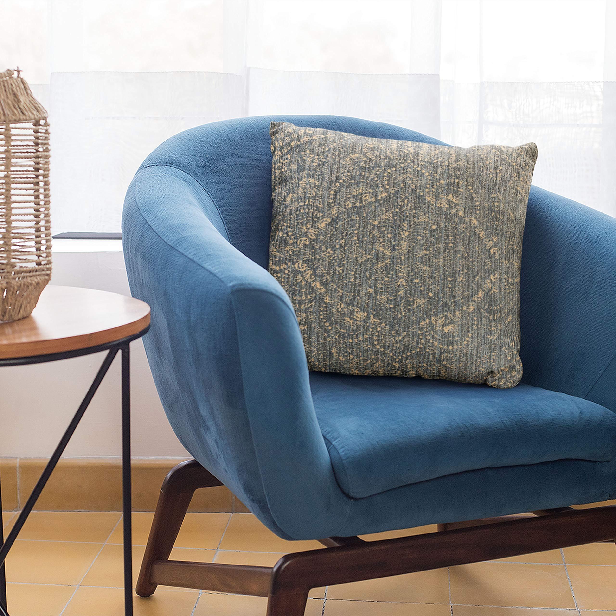 Plutus Brands Plutus Brands Blue Plutus Hidden Planet Medallion Luxury Throw Pillow 20 in x 36in, Double Sided 20\" x 36\" King