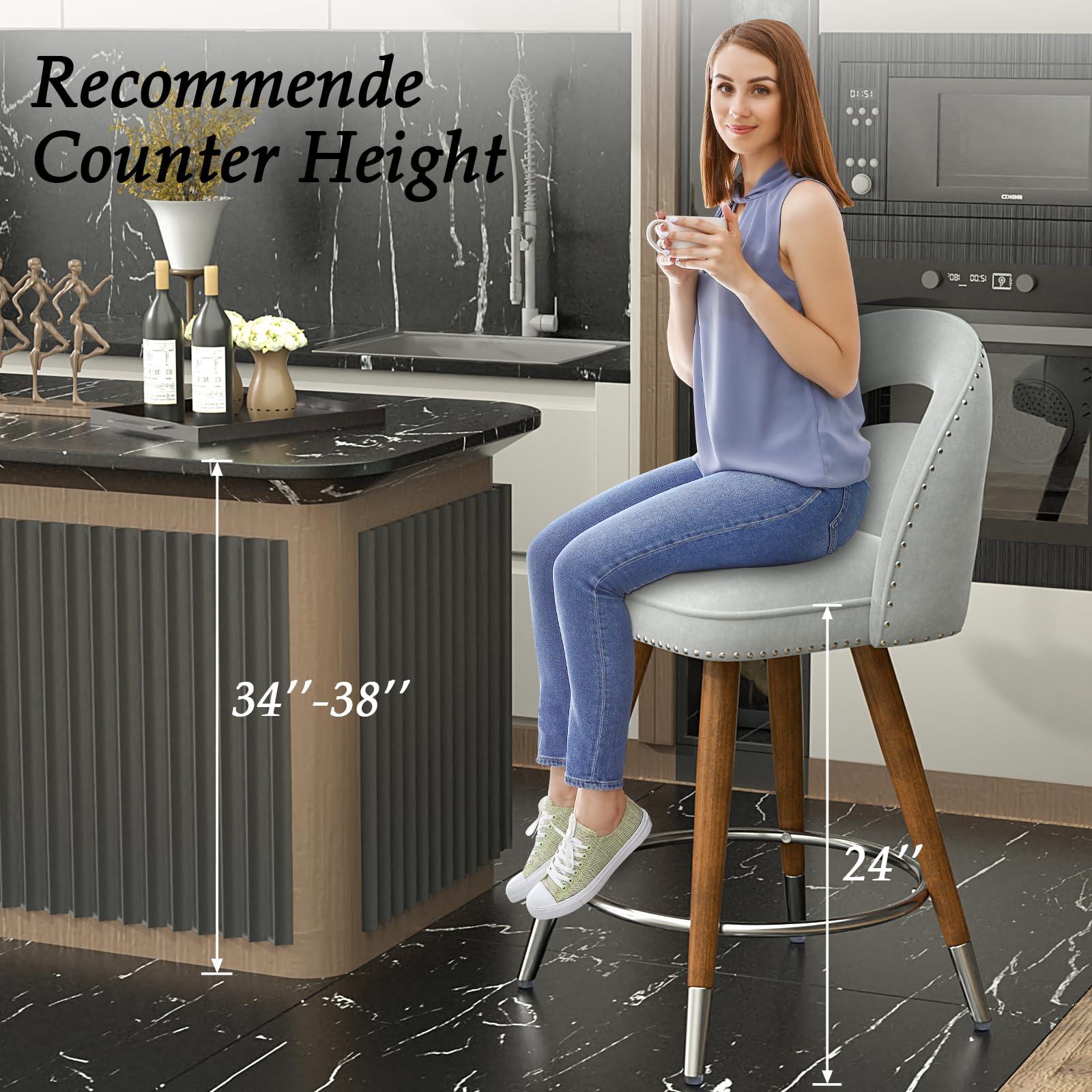 GYI GYI Counter Height Bar Stools Set of 2, 24 Inch Swivel Velvet Counter Stools with Backs, Solid Wood Legs for Kitchen Island, Velvet in Light Grey