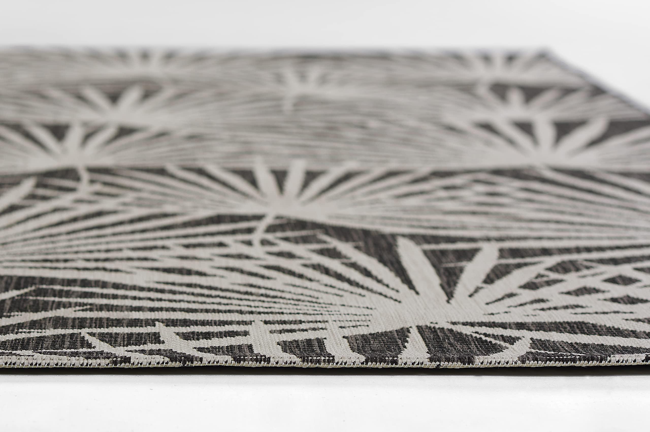 Momeni Novogratz by Momeni Villa Sorrento Charcoal Indoor/Outdoor Area Rug 2\'7\" X 7\'6\" Runner