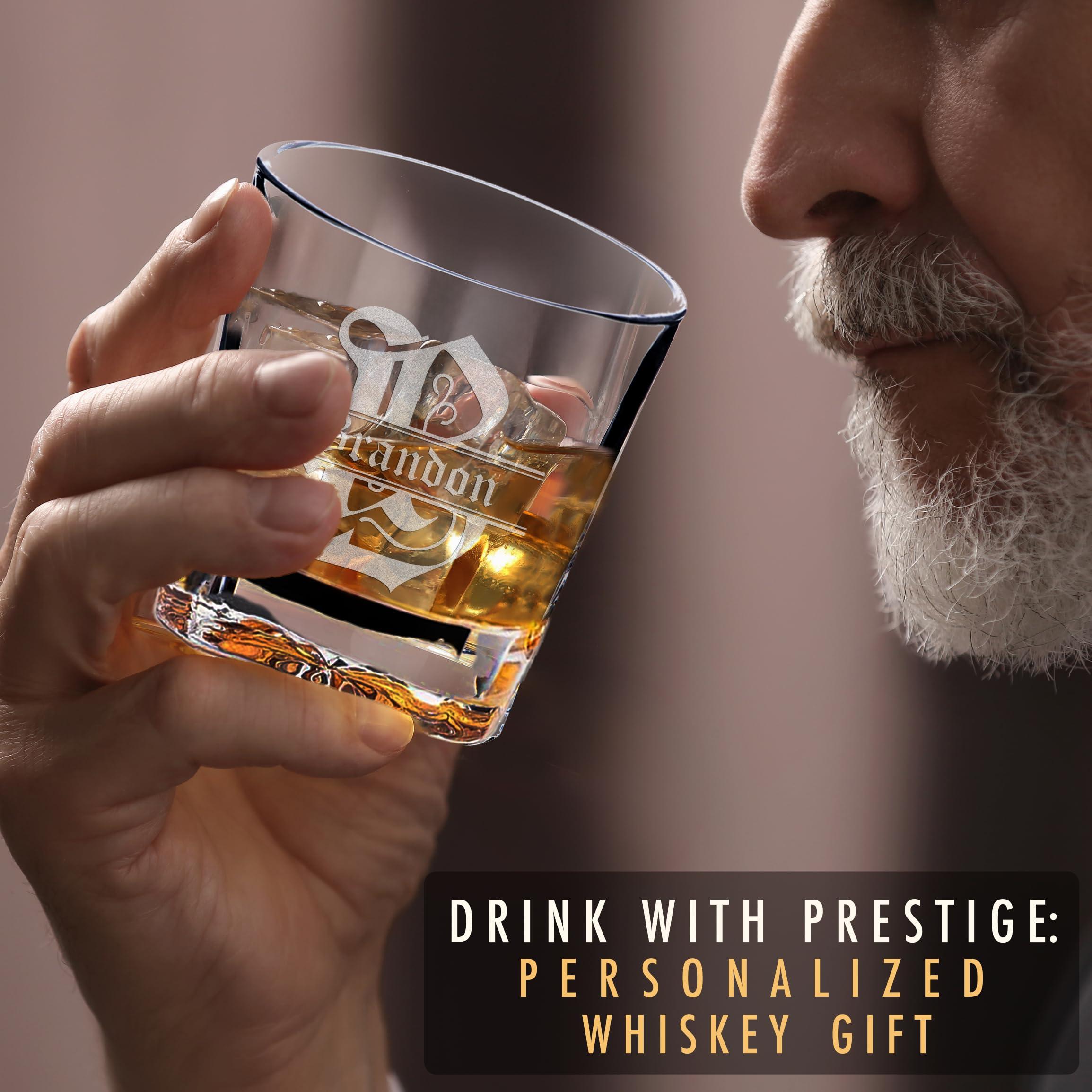 EZ CUSTOM GIFT Personalized Whiskey Decanter Set - Custom Liquor Decanter and 4 Glasses Gift Set - Engraved Whiskey Decanter Sets for Men, Anniversary Wedding Birthday Gifts for Father Husband (Design 7)