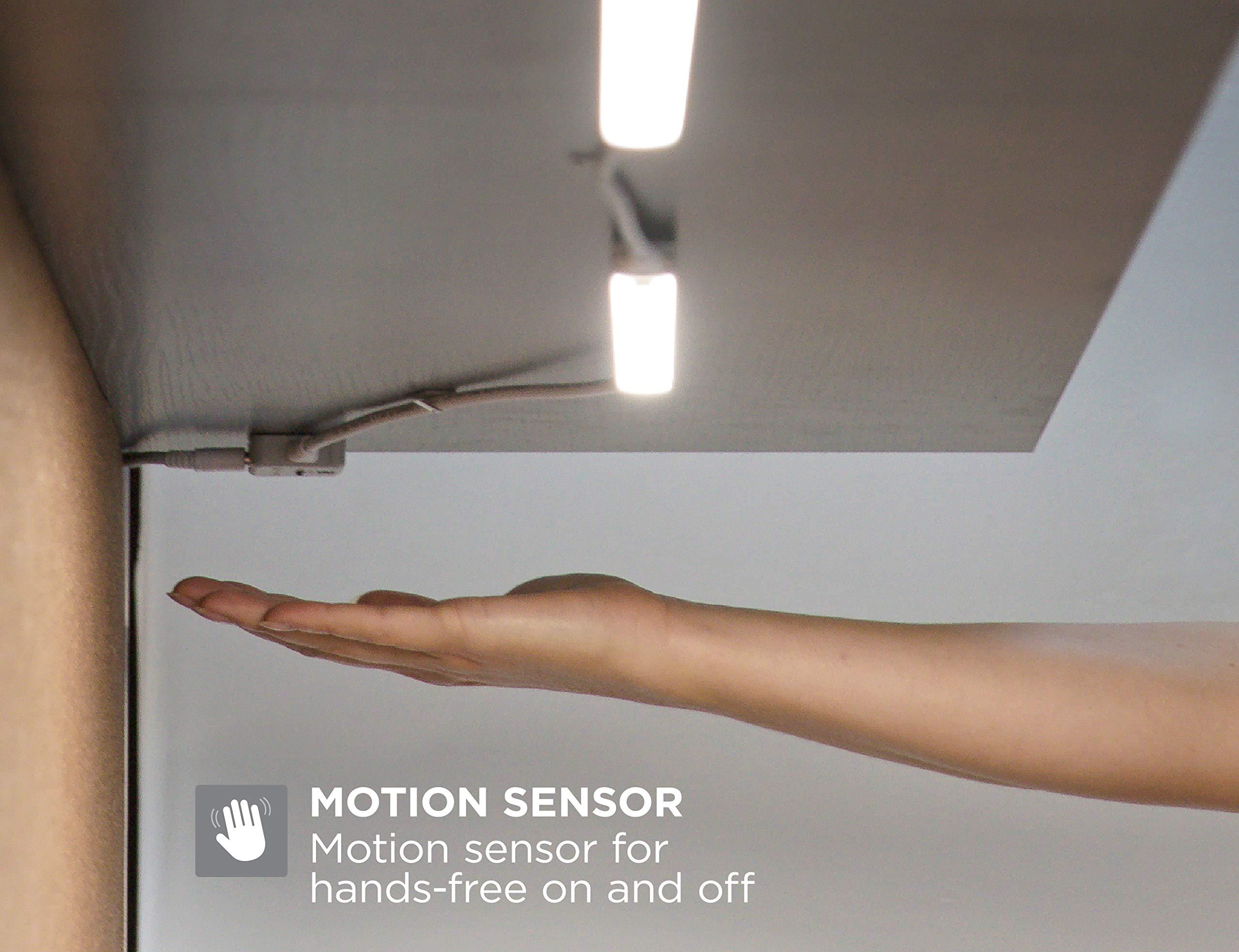 BLACK+DECKER BLACK+DECKER LED Under Cabinet Lighting Kit, 3-Bars, 12in. Each, DIY Tool-Free Install w/Magnetic Option, Daylight, 5000K, 1290 Lumens (LEDUC12-3DK)