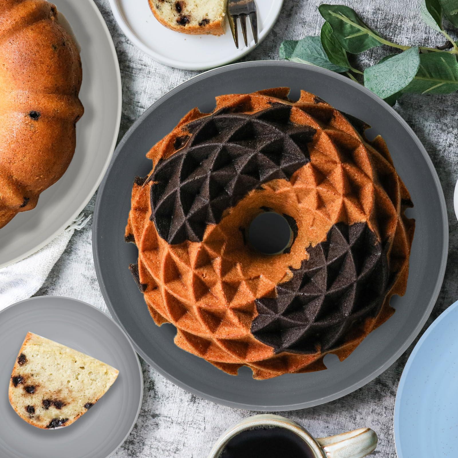 uxcell uxcell 12Pcs Plastic Plates Set, 8 Inch Unbreakable Dinner Plates Set Plastic Plates Reusable Dishwasher & Microwave Safe for Restaurants Kitchen Food Outdoor Camping, Black