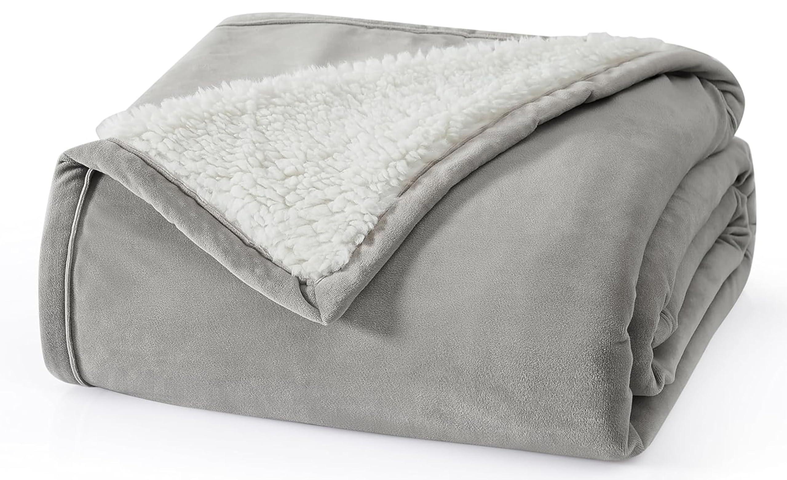 UGG UGG Bliss Throw Blanket Plush Soft Fleece Fluffy Blankets for Bed or Couch Oversized Warm Reversible Machine Washable Medium Weight Home Decor Giftable Throw, 50-inch x 70-inch, Seal Grey