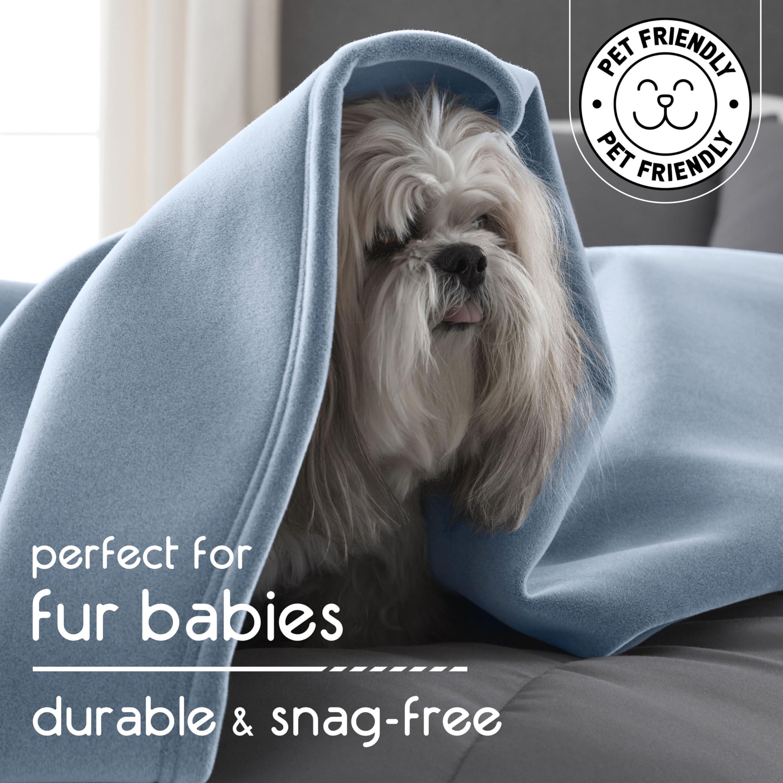 Vellux Vellux 1B07056 Original Insulating Core Hotel Style Solid blanket Machine Washable Soft Cozy Warm Thermal Durable Pet Friendly All Seasons Layering Bed Sofa Blankets, Twin, Blue