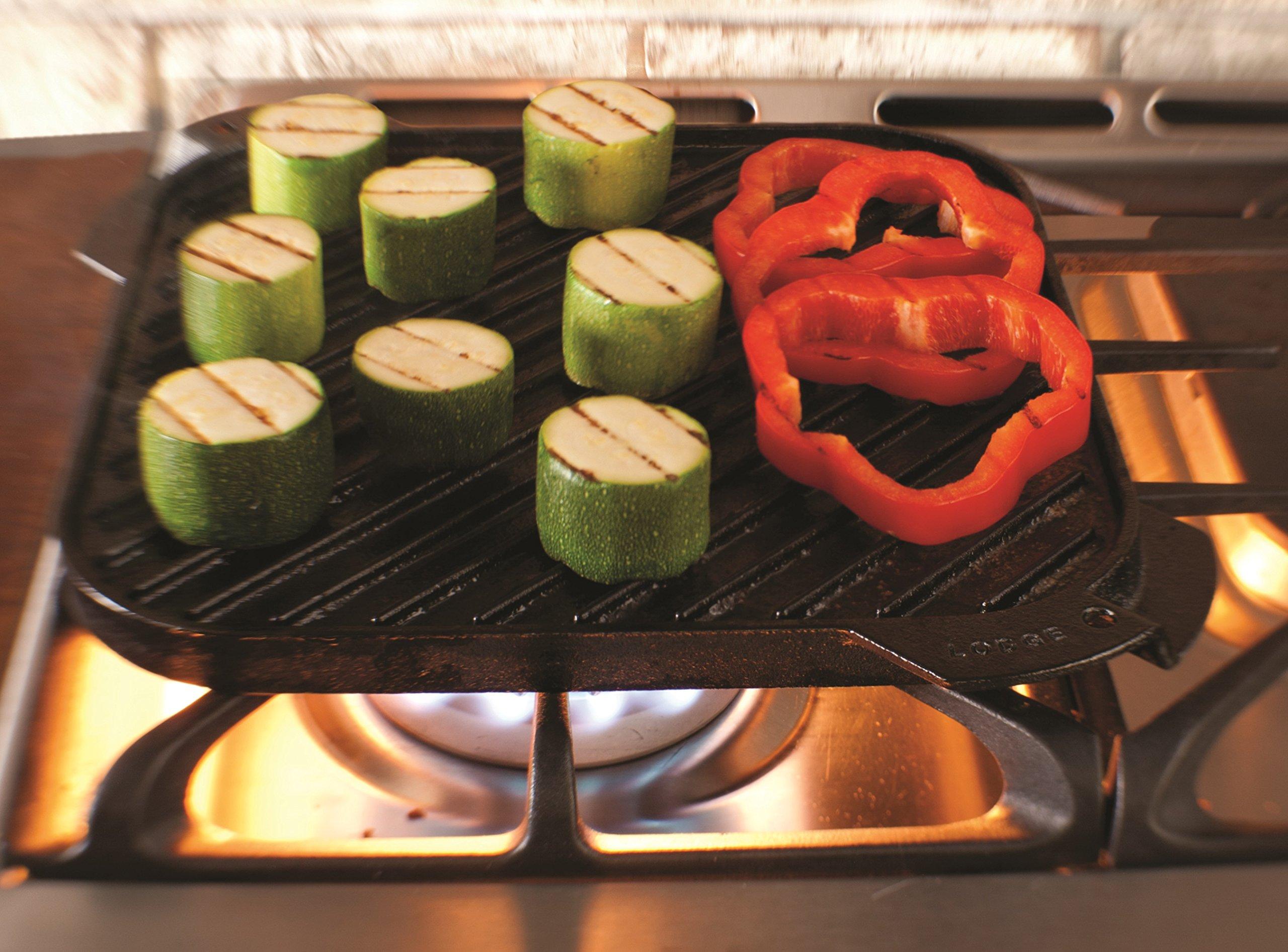 Lodge Lodge LSRG3 Cast Iron Single-Burner Reversible Grill/Griddle, 10.5-inch