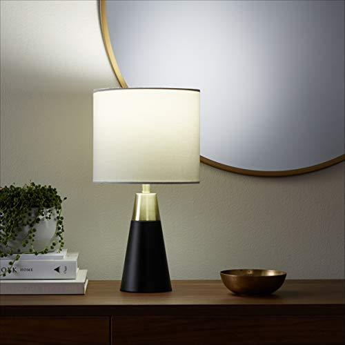 Amazon Basics Amazon Basics A19 LED Light Bulb, 60 Watt Equivalent, Energy Efficient 9W, E26 Standard Base, Daylight White 5000K, Dimmable, 10,000 Hour Lifetime , 6-Pack