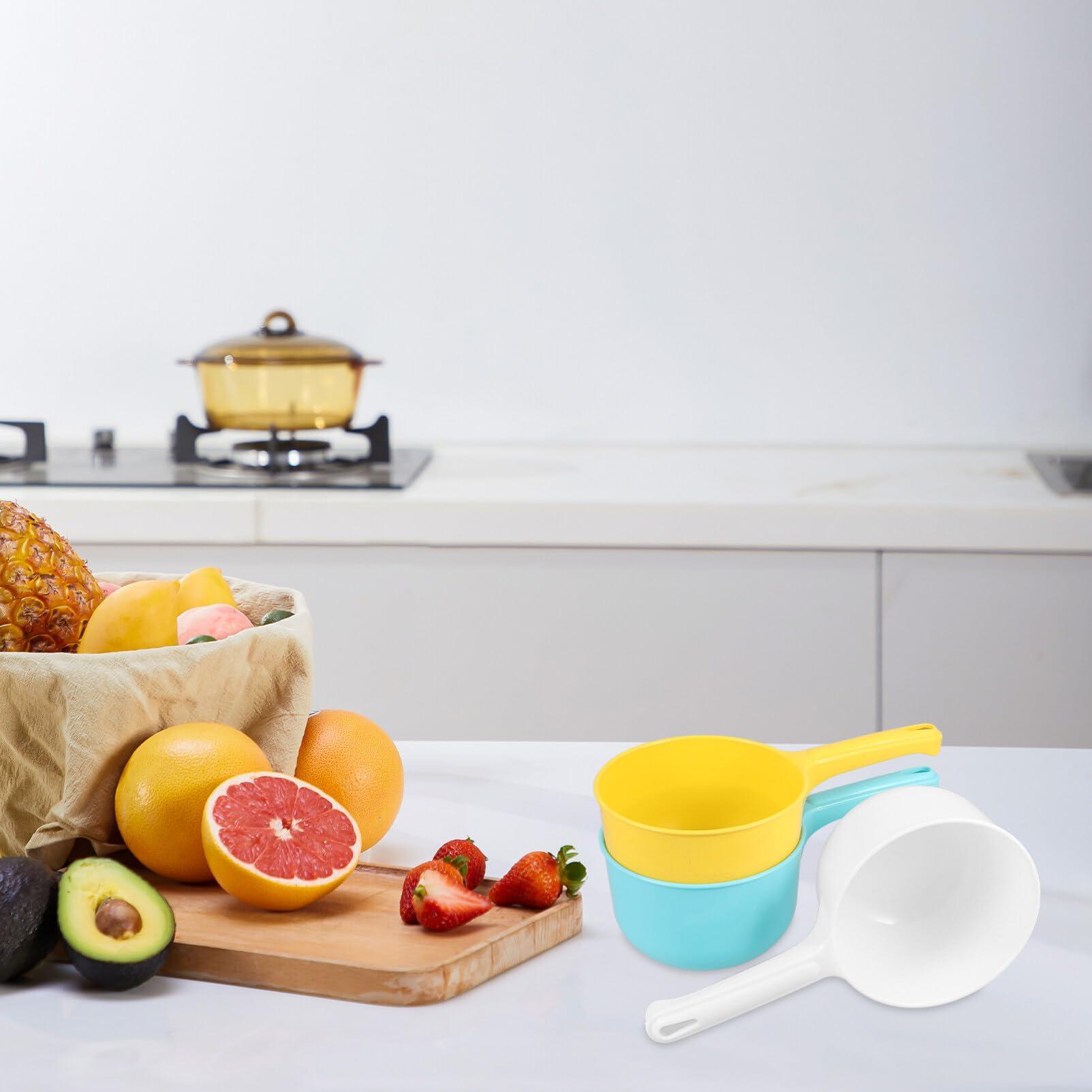 HOLIDYOYO HOLIDYOYO Japanese Plastic Water Ladle Bath Ladle Dippers, 3pcs Washing Spoons Shower Bucket Water Bath Scoop Bathroom Water Scoop Cup Home Essential Kitchen Home Tools
