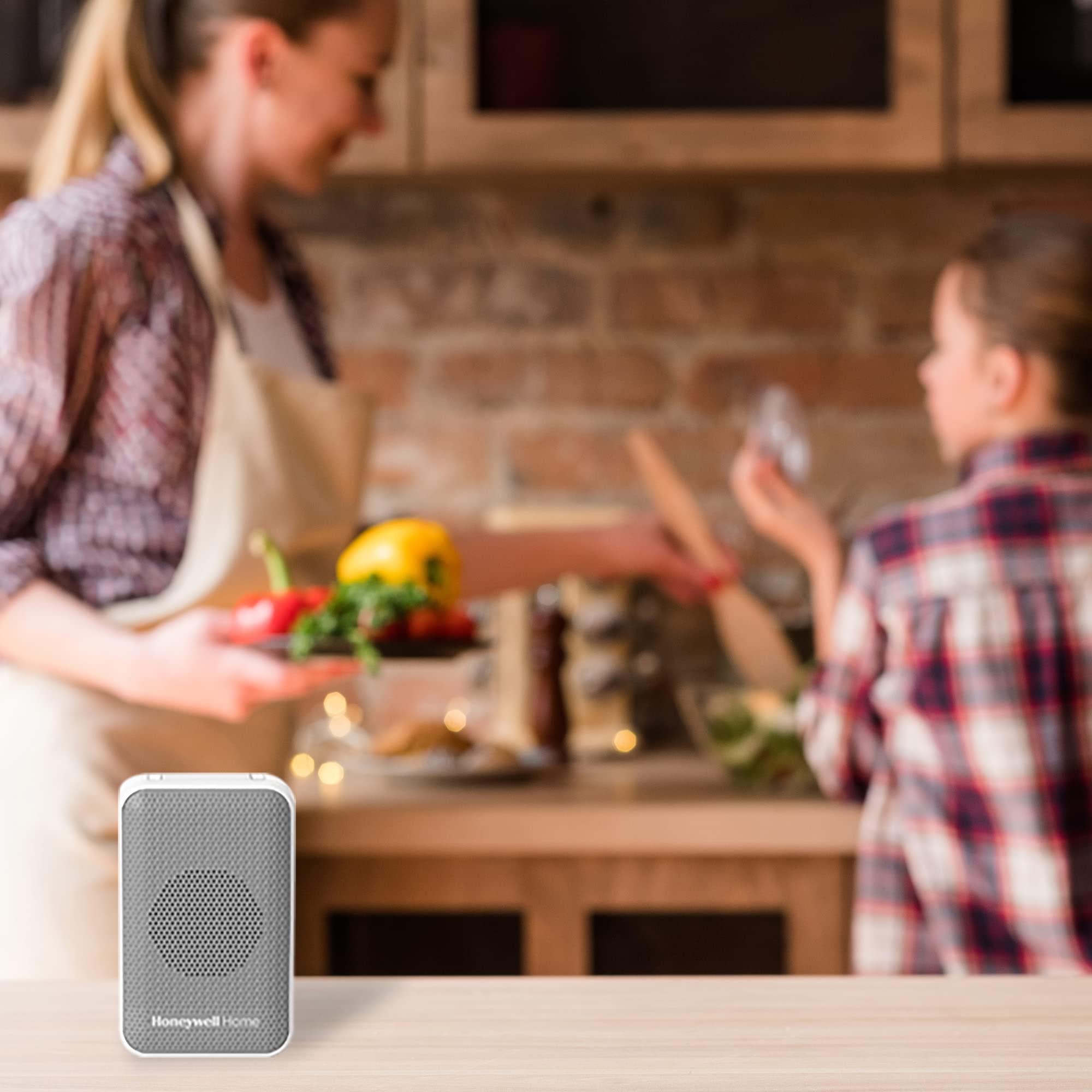 Honeywell Home Honeywell Home RDWL311A2000 Series 3 Doorbell Portable Wireless Doorbell & Push Button