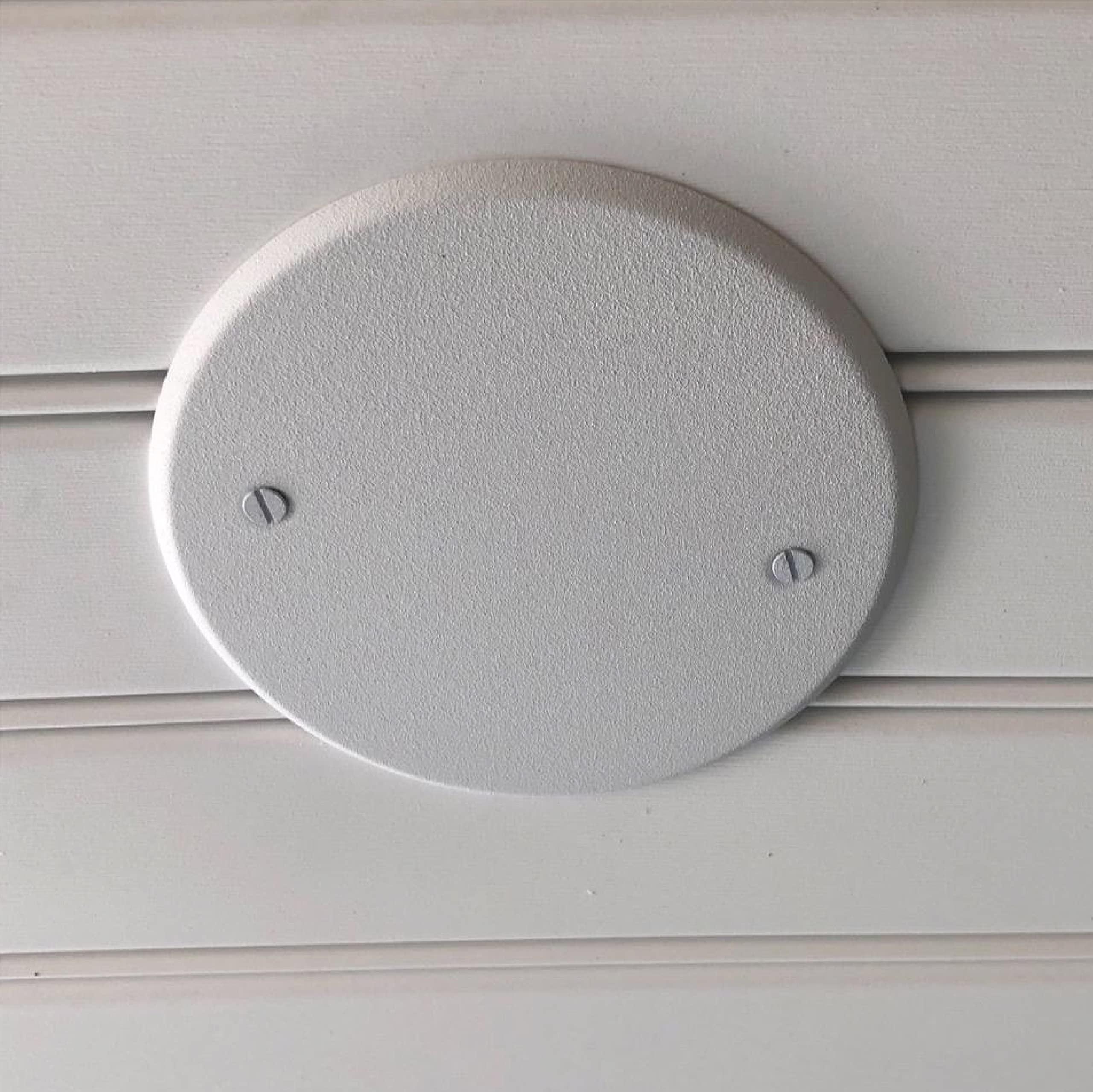 TayMac TayMac LPB3400 Flat Round Blank Plate Metallic 5 4-Inch. Box Mount, White Finish