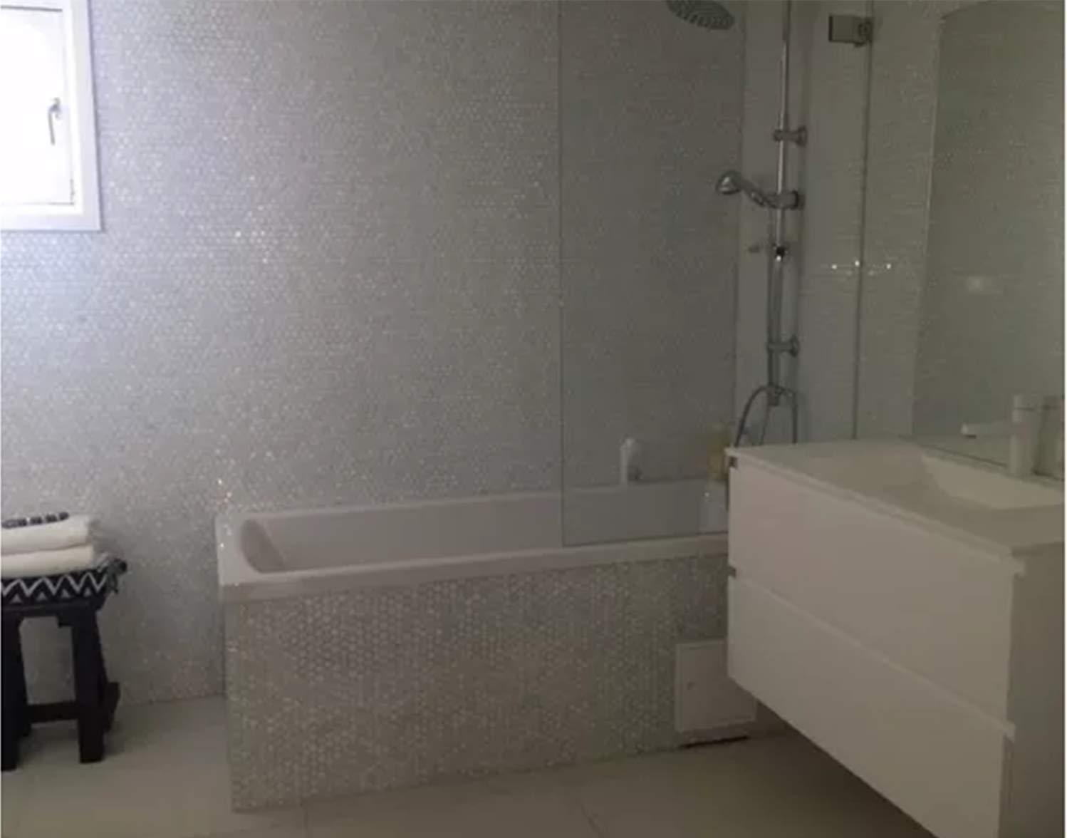 AFSJ AFSJ Genuine White Round Penny Mother of Pearl Mosaic Tile for Bathroom/Spa/Kitchen/Shower Backsplash (6 Sheets)