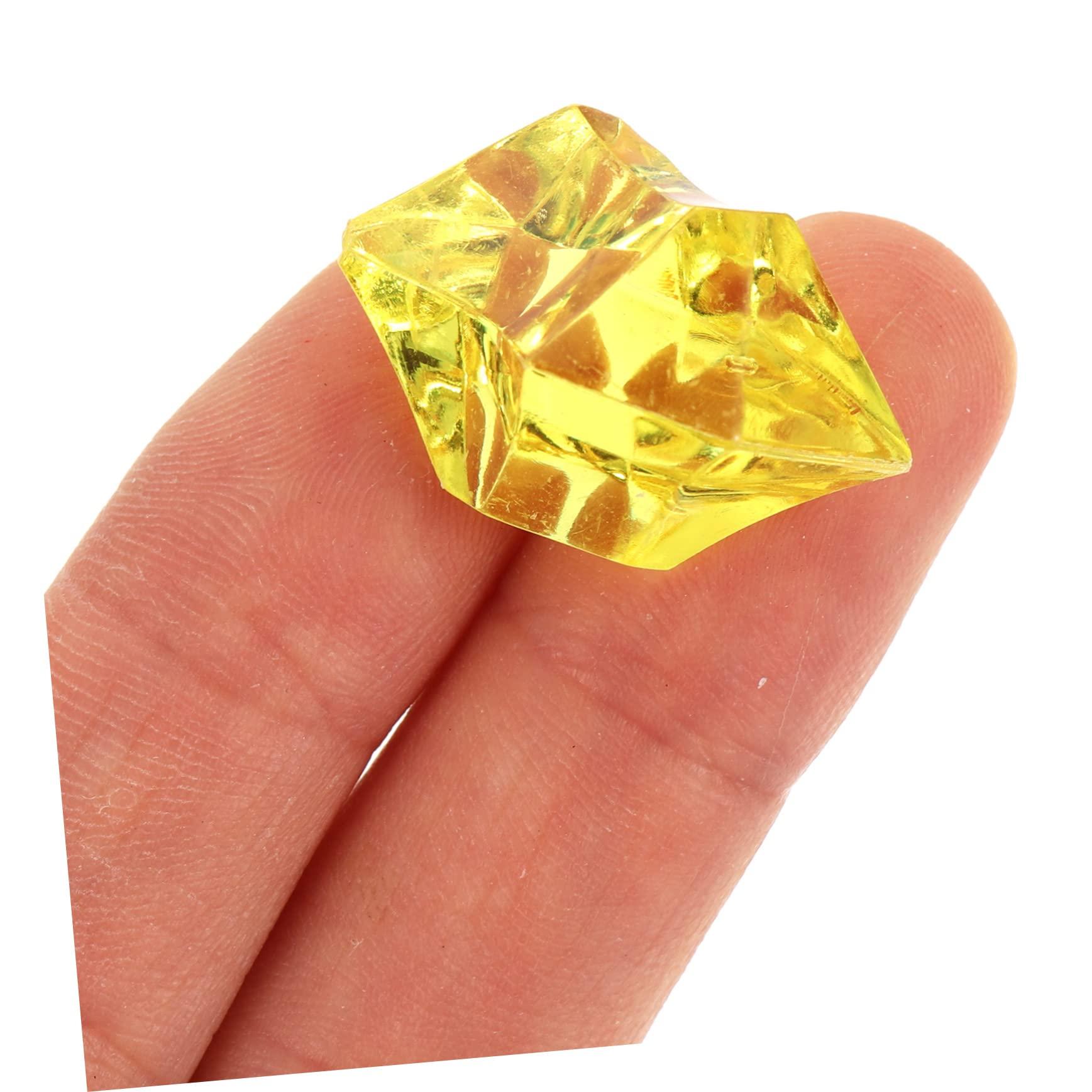 Didiseaon Didiseaon 1 Pack Plastic Ice Cubes Ice Cube Prop Fake Crushed Ice Rocks Clear False Ice Square Party Table Scatters Clear Vases for Flowers Faux Stone Ice Cubes Decor Banquet Table Irregular