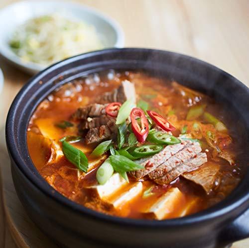 Crazy Korean Cooking Crazy Korean Cooking Korean Stone Bowl (Dolsot), Sizzling Hot Pot for Bibimbap and Soup - Premium Ceramic (Medium with Lid)