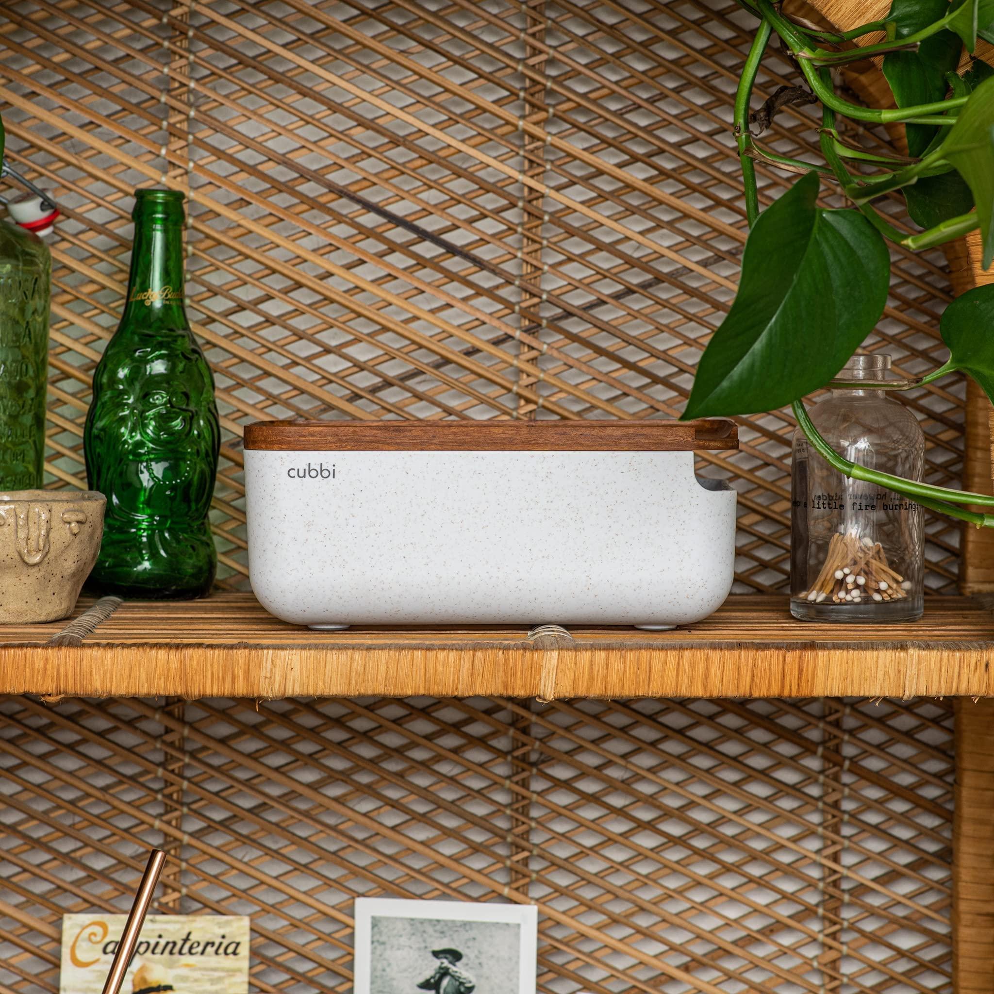 Cubbi Cubbi - Airtight Box with Tray - Silicone Seals - 100% Air-Tight Storage Box with Accessories White