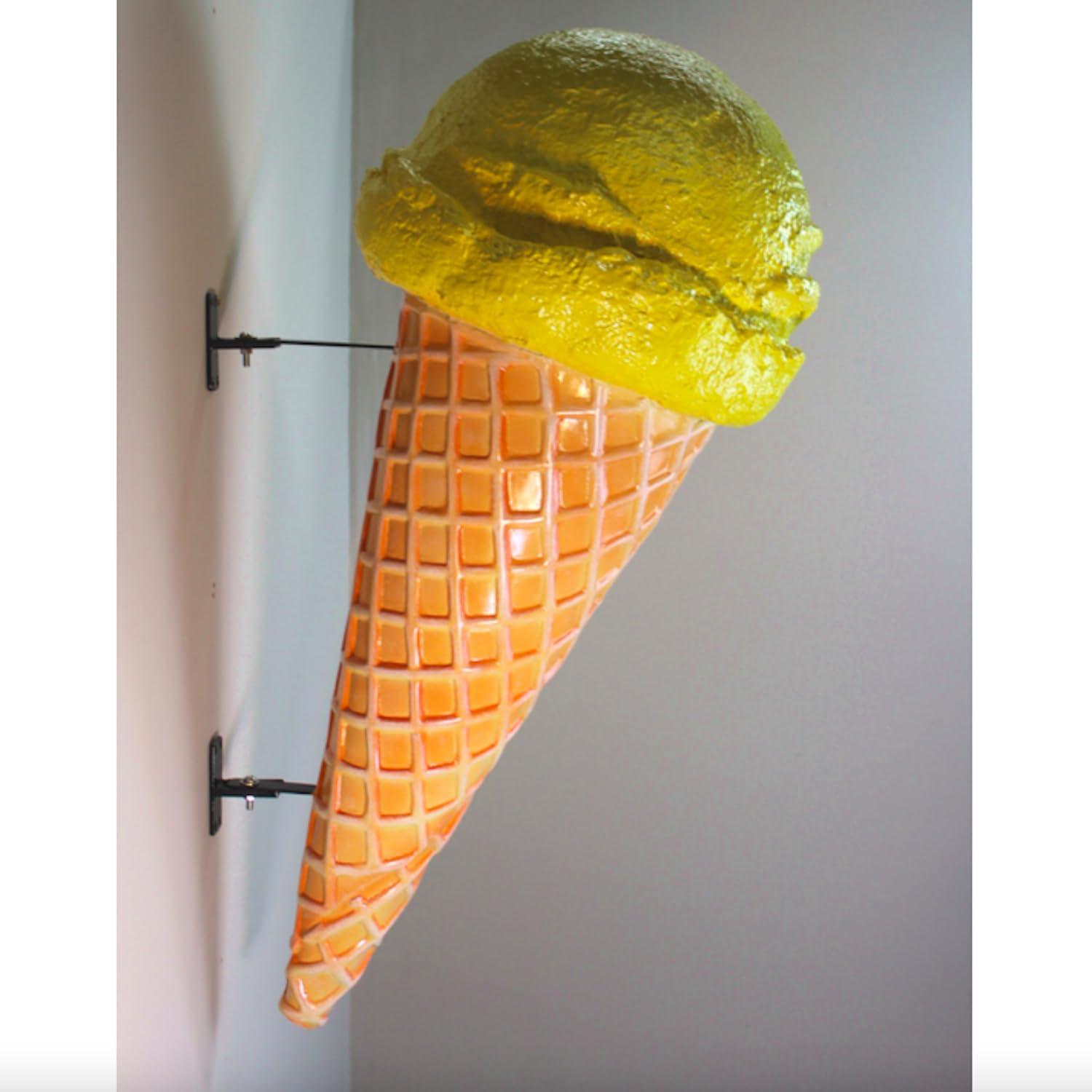 The King\'s Bay The King\'s Bay Wall Mounted Lemon Sherbet Ice Cream Cone for Advertising