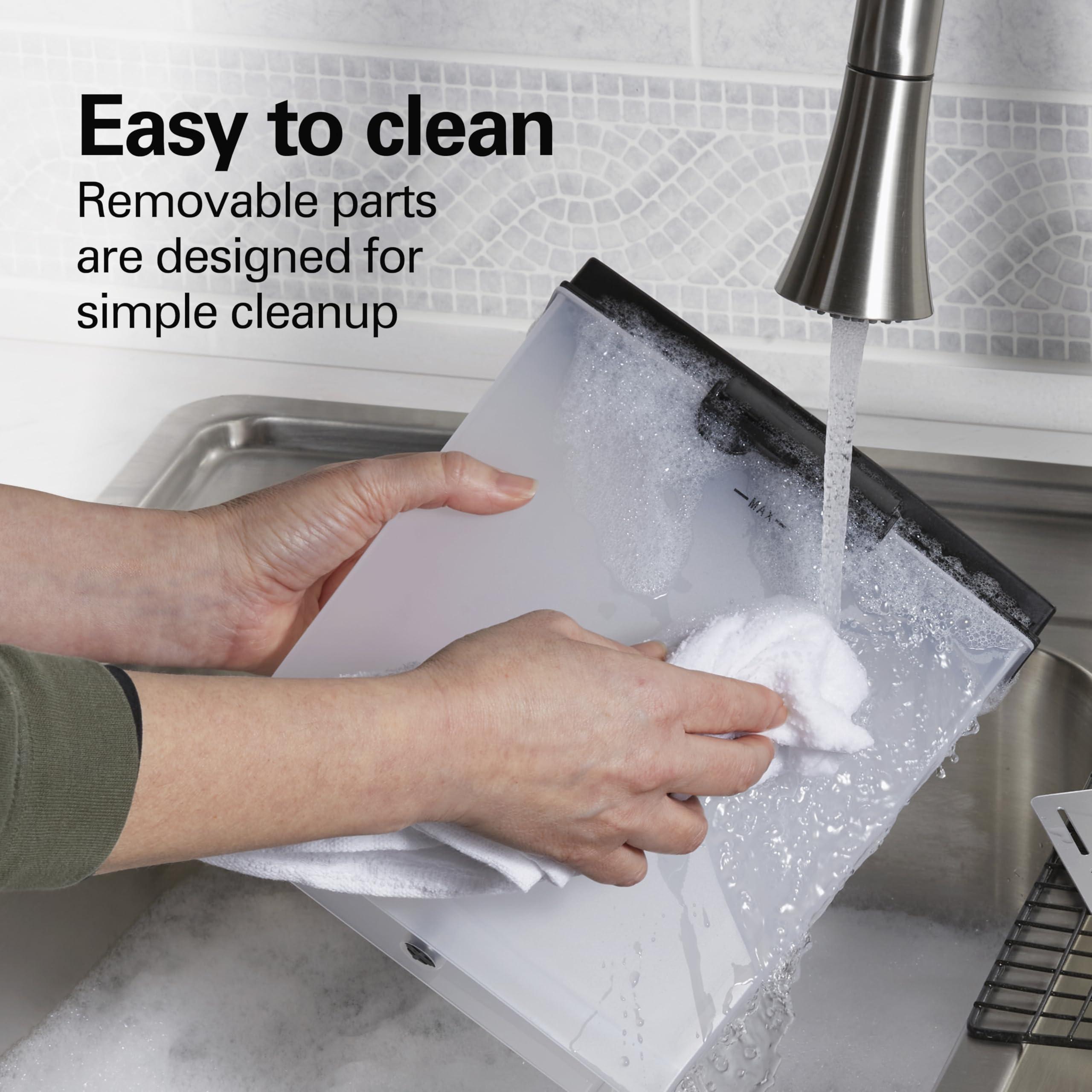 Hamilton Beach Hamilton Beach 15 Bar Espresso Machine, Cappuccino, Mocha, & Latte Maker, with Milk Frother, Make 2 Cups Simultaneously, Works with Pods or Ground Coffee, 50 oz. Water Reservoir, Black