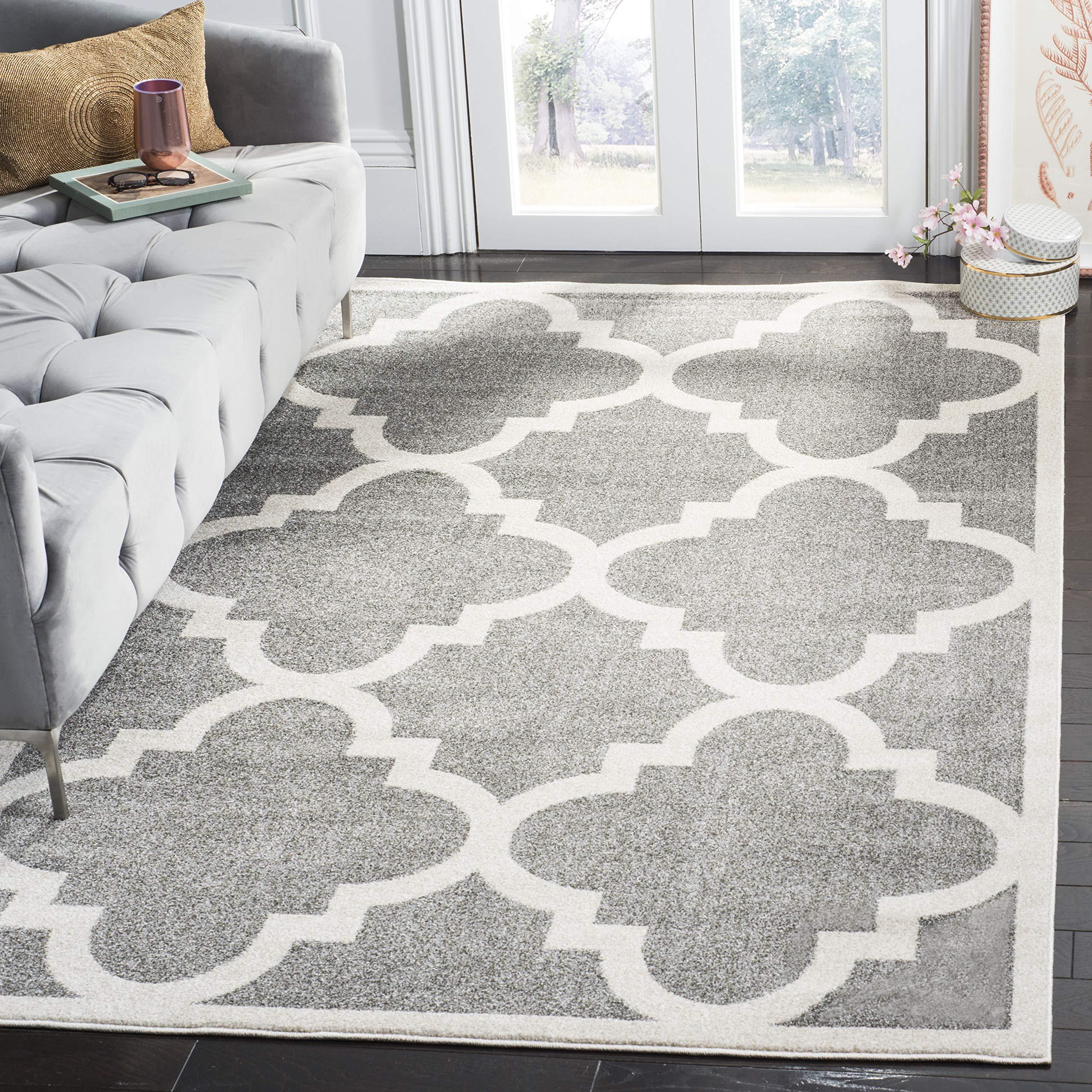 Safavieh SAFAVIEH Amherst Collection Area Rug - 5'3" x 8', Dark Grey & Beige, Moroccan Trellis Design, Non-Shedding & Easy Care, Ideal for High Traffic Areas in Living Room, Bedroom (AMT423R)