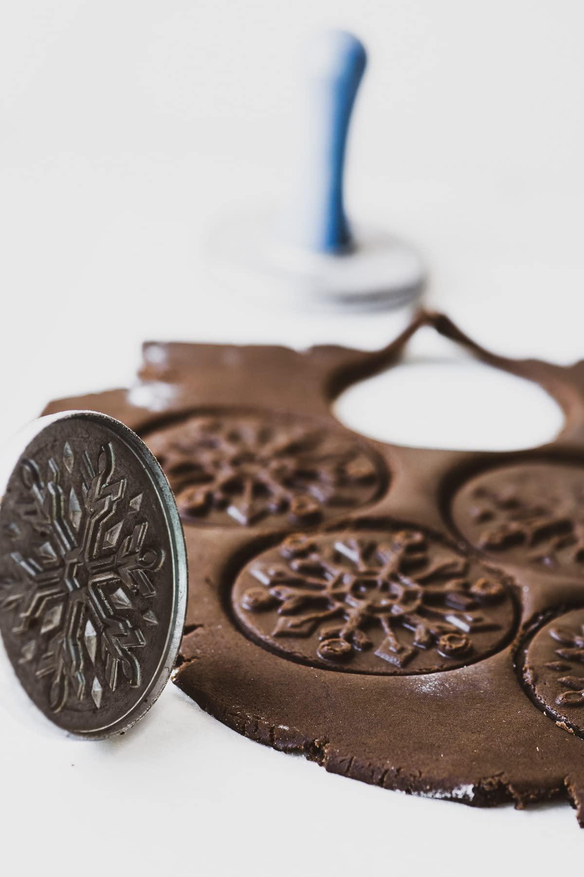 Nordic Ware Nordic Ware Starry Night Cast Cookie Stamps, 3-inch rounds, Silver