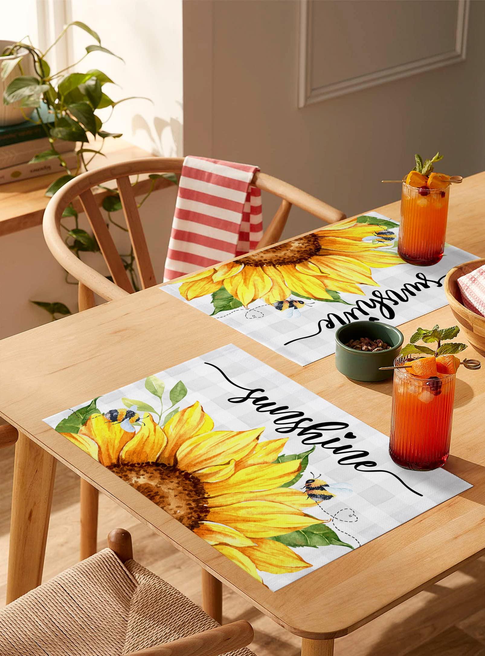 Savannan Placemats, Sunflower Bee Leaves Gray and White Plaid,Reusable Dining Table Placemats Rectangle Heat Resistant Table Mats for Parties,Weddings,Set of 4, 13\"x19\"