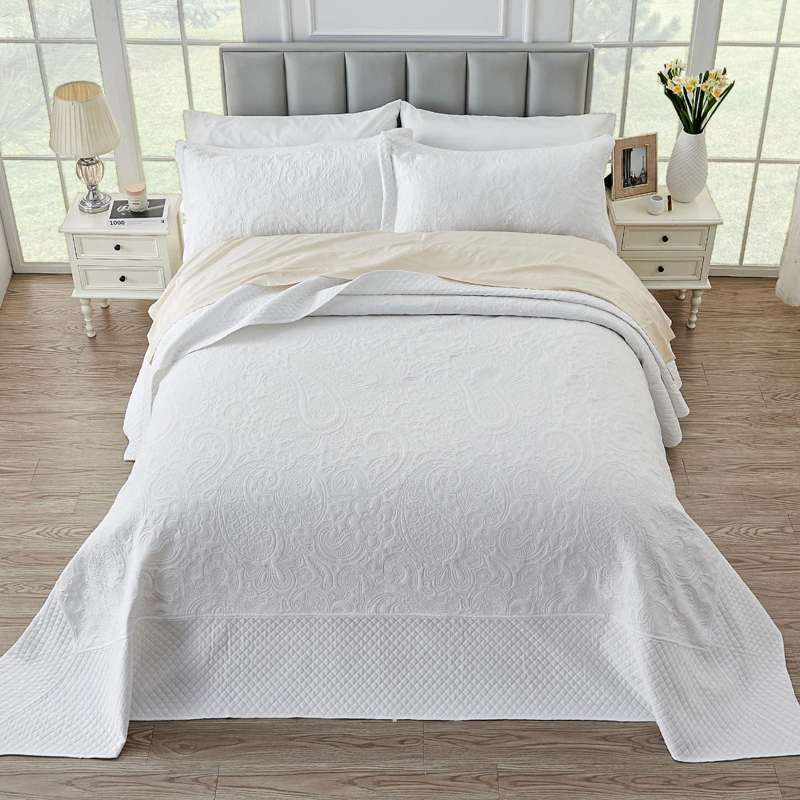 SUCHBED SUCHBED California King Bedspread Set Oversized King Bedspreads 128x120 inches Cal King Quilt Bedding Set Extra Wide King Quilt Paisley Quilt White Coverlet Sets with Shams