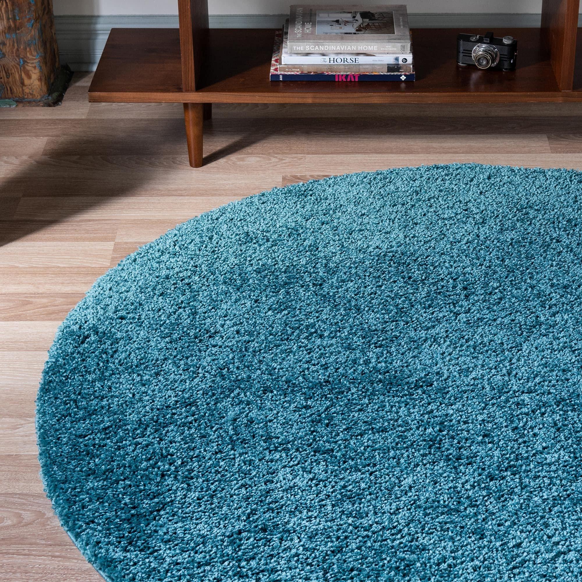 Rugs.com Rugs.com Soft Solid Shag Collection Round Rug 8 Ft Round Turquoise Shag Rug Perfect for Kitchens, Dining Rooms