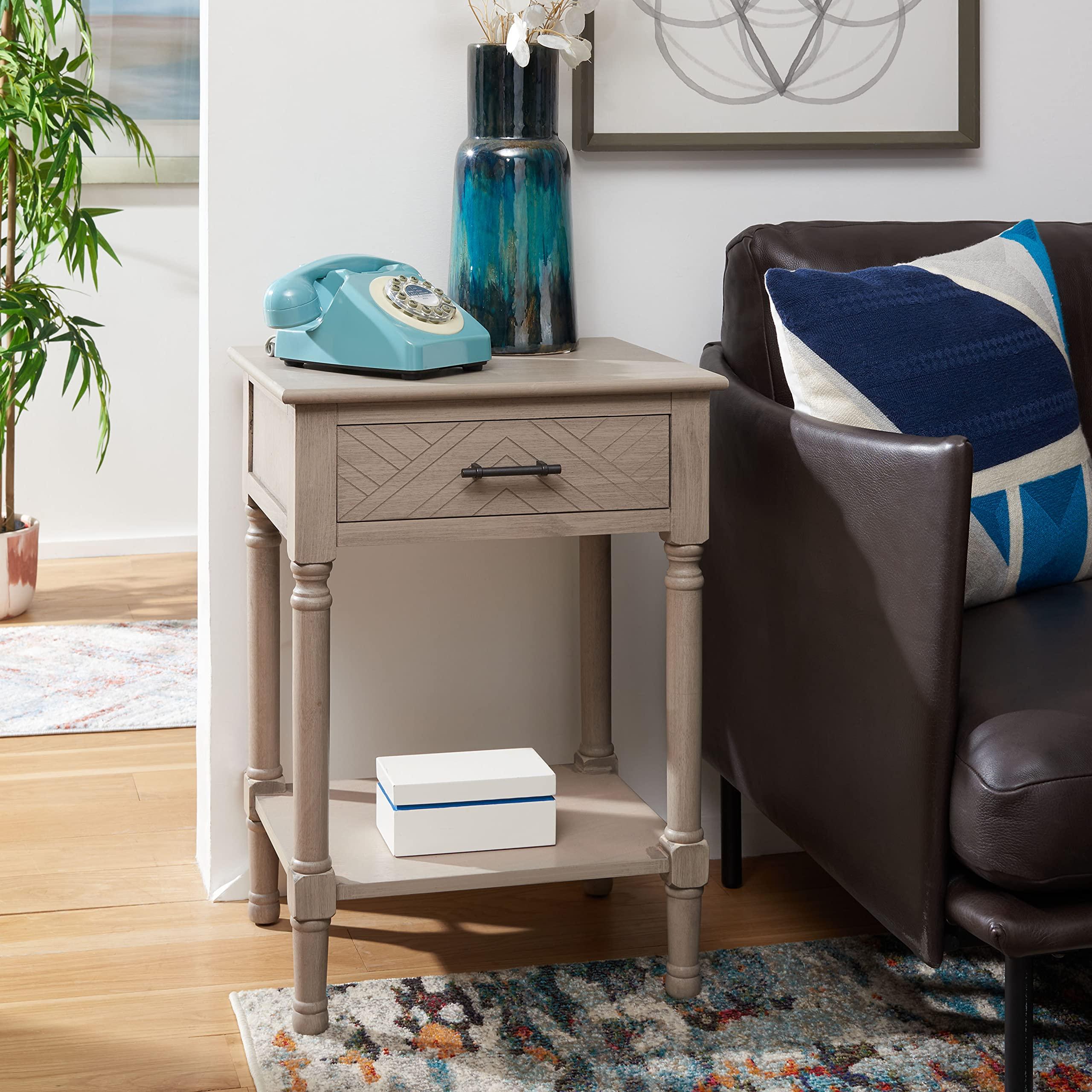 Safavieh SAFAVIEH Home Collection Peyton Greige 1-Drawer Lower Shelf Accent Table ACC5704D