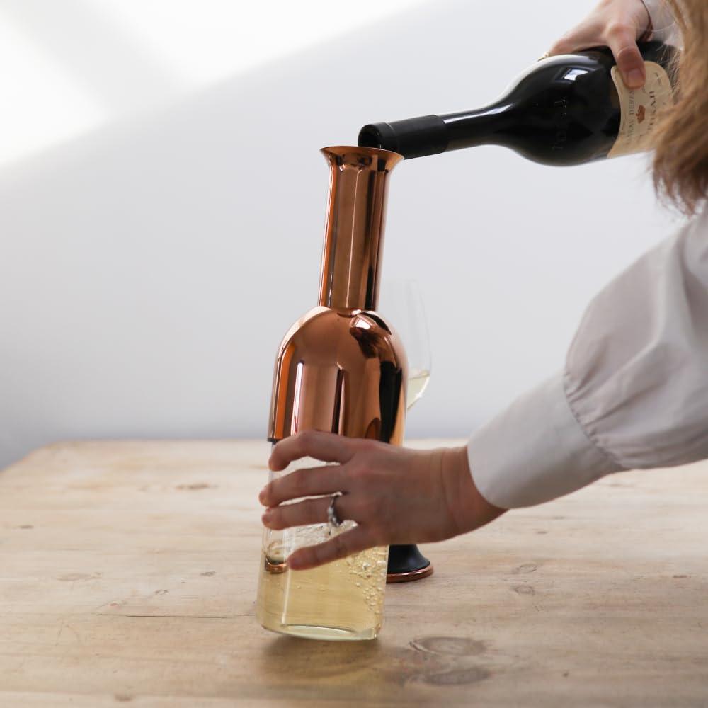 eto eto wine decanter in copper: mirror finish