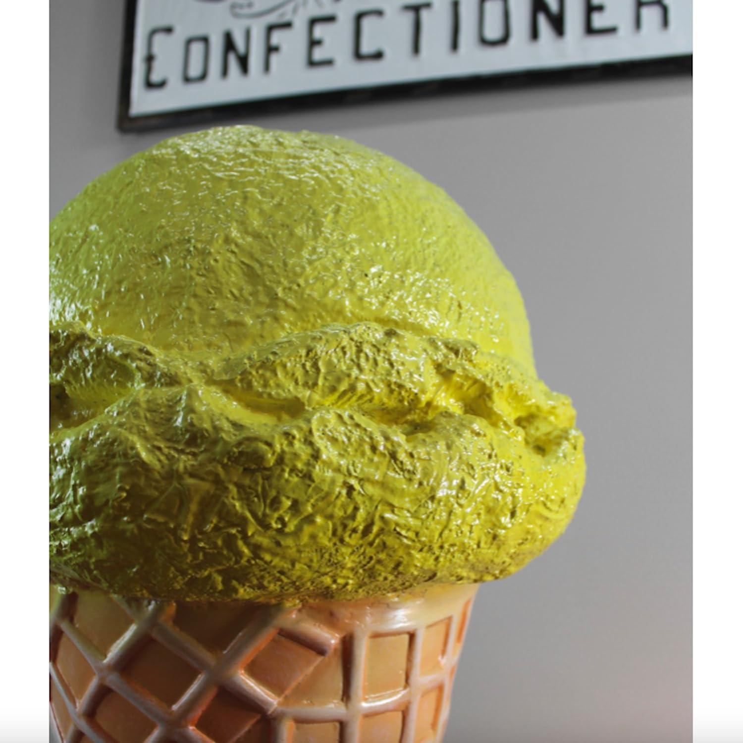 The King\'s Bay The King\'s Bay Wall Mounted Lemon Sherbet Ice Cream Cone for Advertising