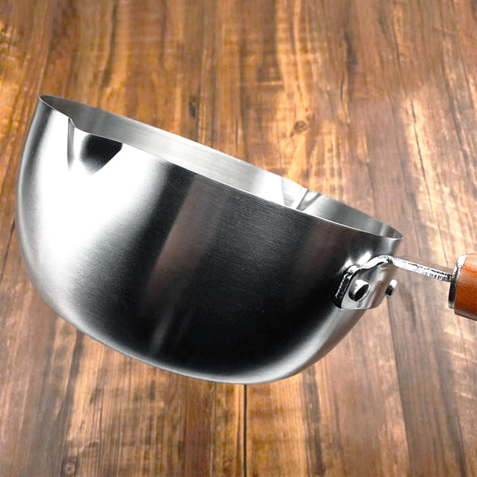 DOUQIFEI DOUQIFEI Milk Warmer Pot, Stainless Steel Butter Warmer Pot Butter Pan Mini Saucepan Milk Boiler with Prevent Sticking Wooden Handle Milk Warmer for Coffee Milk Butter (20cm)