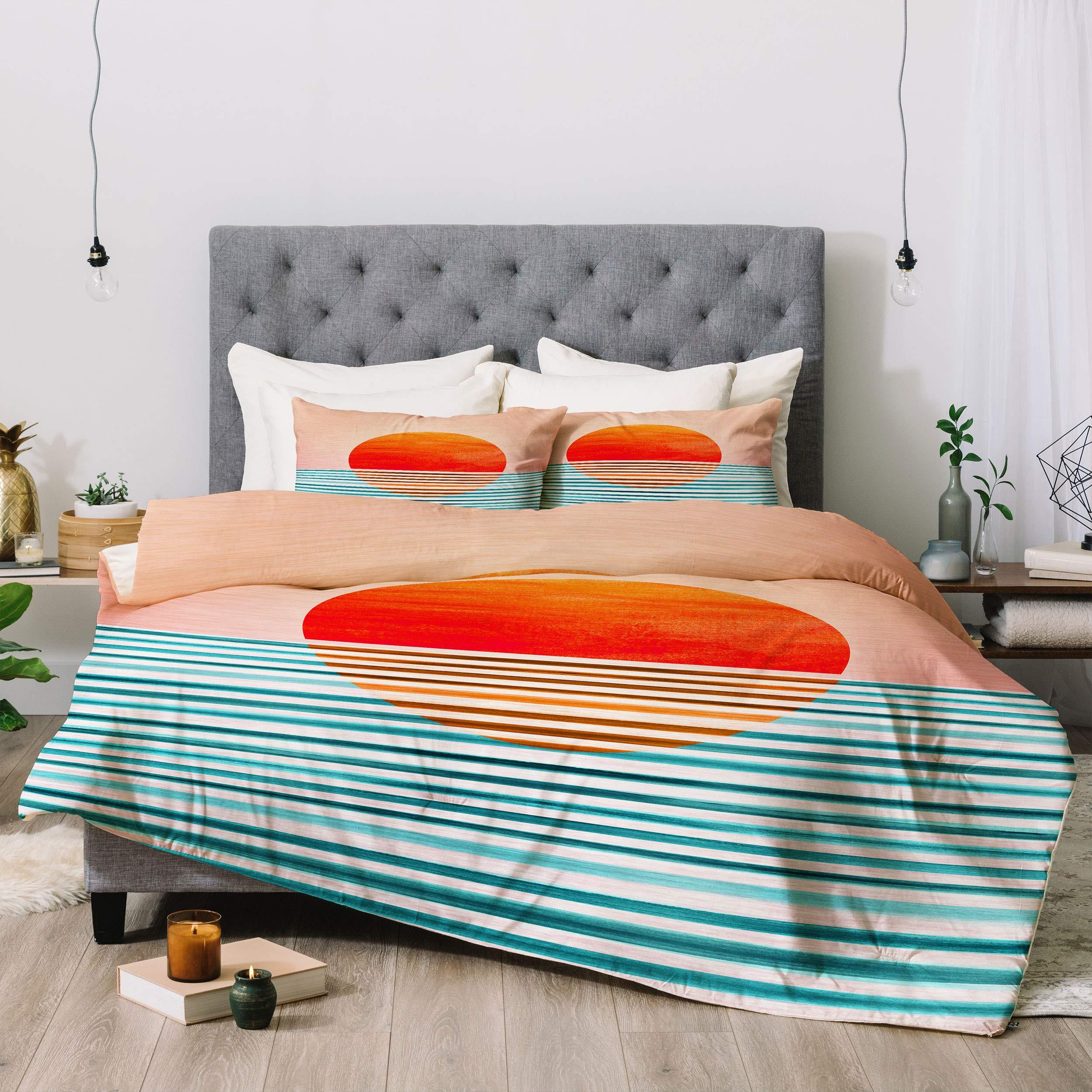 Society6 Society6 Minimalist Sunset III Modern Tropical Comforter Set with Pillowcase(s), Full/Queen