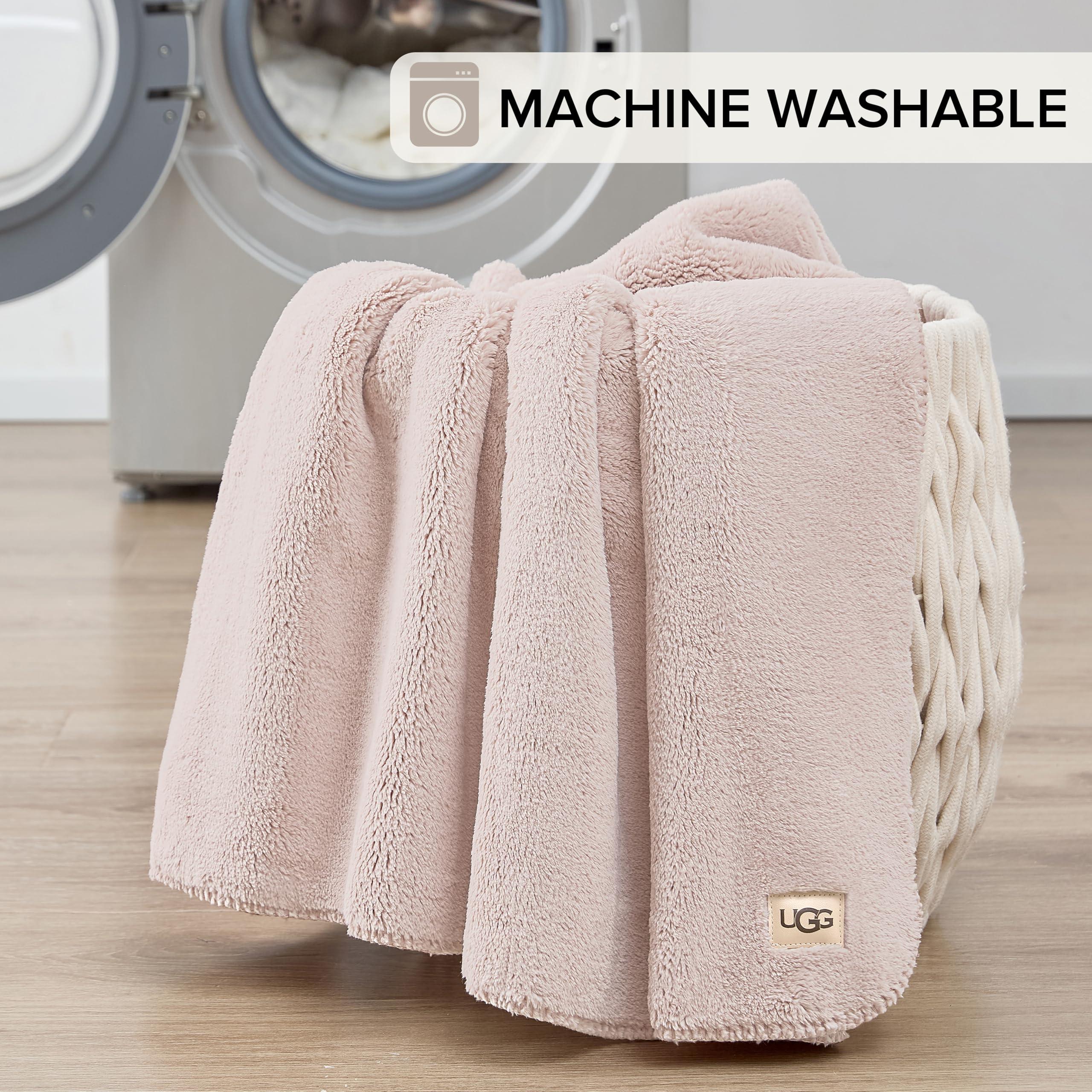 UGG UGG Whitecap Plush Throw Blanket Fleece Lightweight Soft Cozy Throw for Couch Luxury Home Decor for Living Room Machine Washable Hypoallergenic Flannel Blankets, 50-inch x 70-inch, Light Pink Quartz