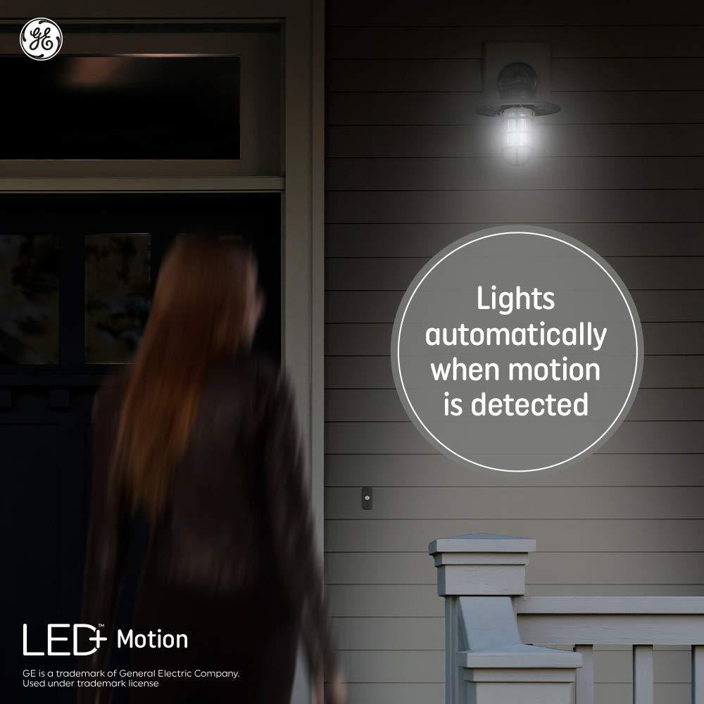 GE GE Lighting LED+ Outdoor Security Flood Light Bulb with Motion Sensor, Warm White, Dusk to Dawn Setting, Medium Base, 90 Watt Replacement, 1 Count (Pack of 1)