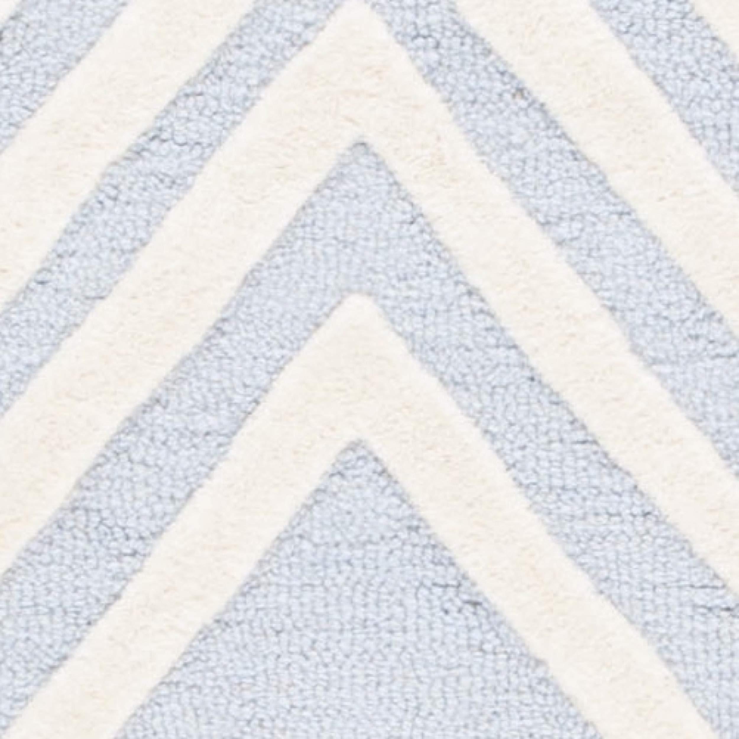 Safavieh SAFAVIEH Kids Collection Area Rug - 5' x 7', Blue & Ivory, Handmade Geometric Wool, Ideal for High Traffic Areas in Living Room, Bedroom (SFK912E)