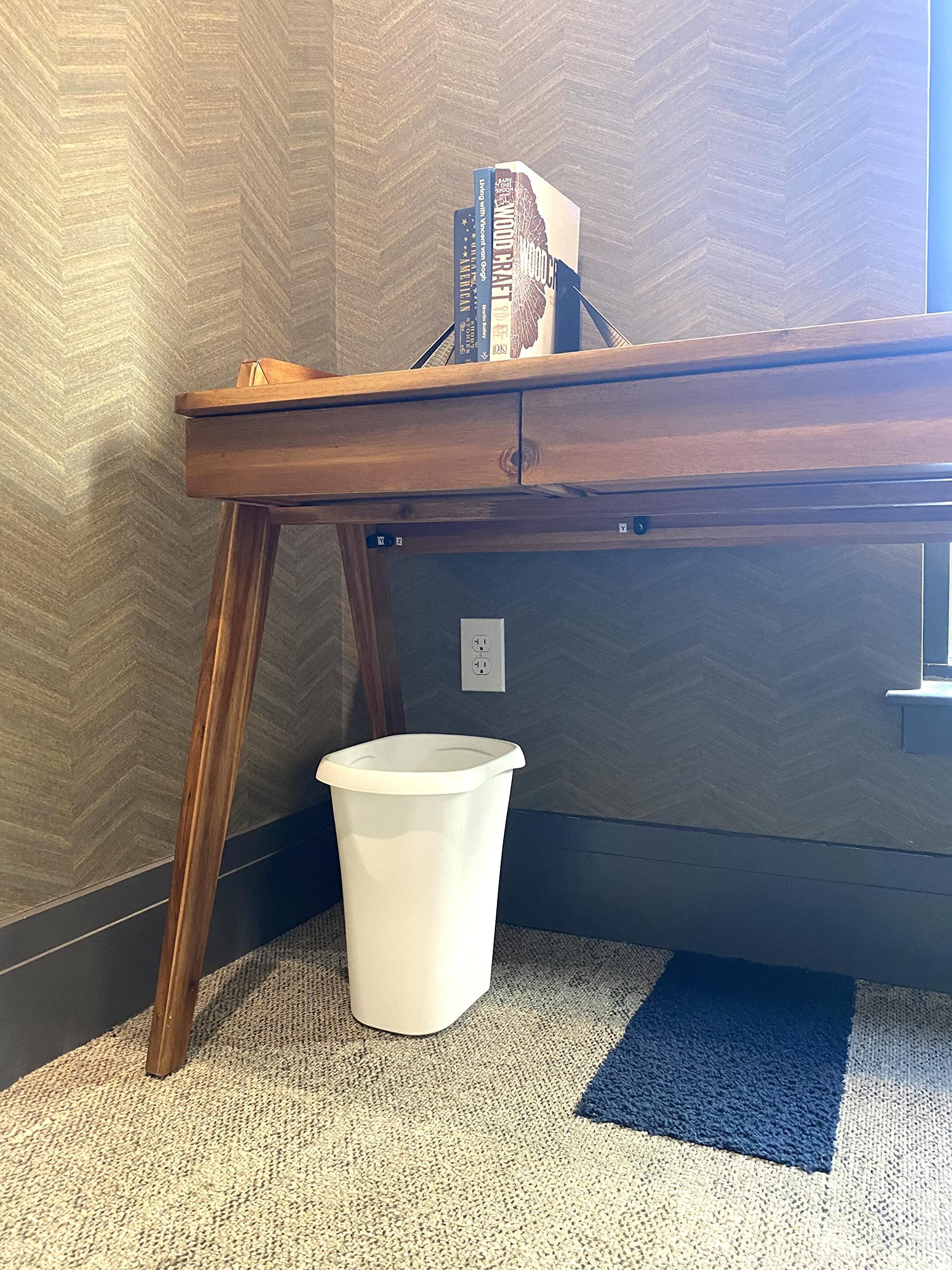 Rubbermaid Rubbermaid Rectangular Open Top Trash Can, 3-Gallon/12-Quart, White, for Under Counter/Kitchen/Office/Bedroom/Bathroom