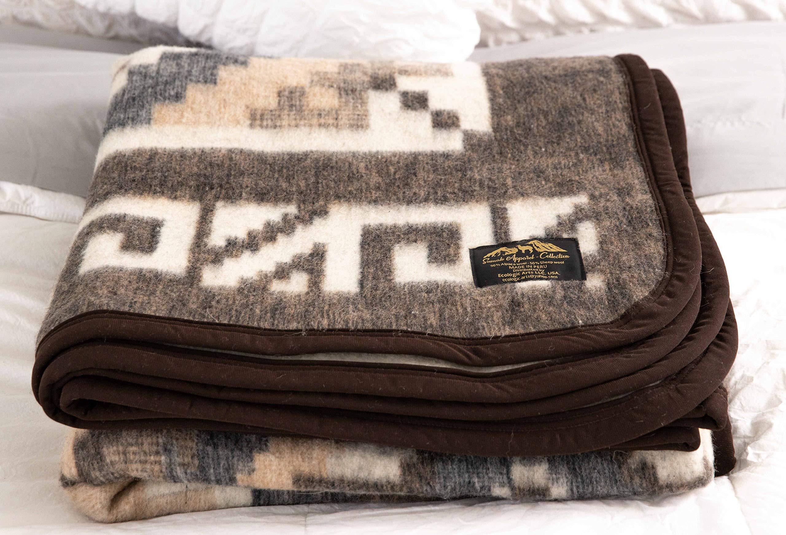 huancayo Alpaca and Sheep Wool Blanket | 50% Alpaca & 50% Sheep | Made in Per