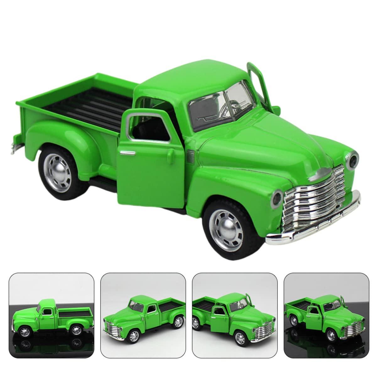 Lodge Lodge 6 Quart Enameled Cast Iron Dutch Oven with Lid Dual Handles Oven Safe up to 500 F or on Stovetop - Use to Marinate, Cook, Bake, Refrigerate and Serve Pumpkin