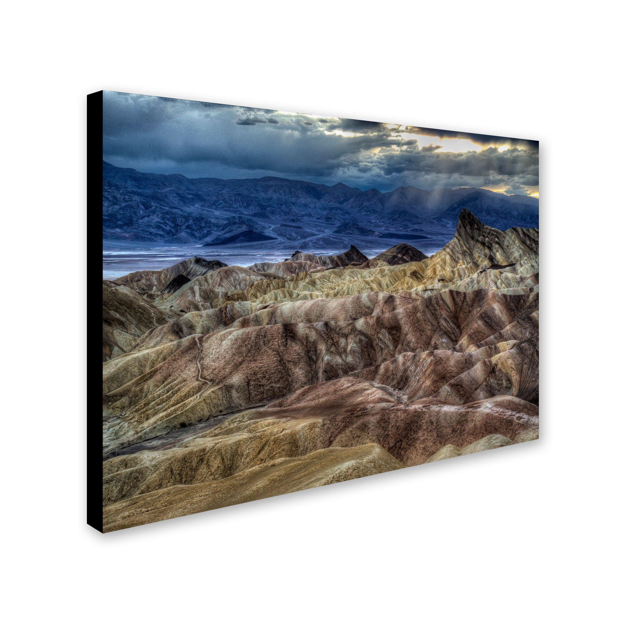 Better Display Cases Better Display Cases Acrylic Baseball Hat or Cap Display Case with Mirror, Wall Mount, Silver Risers and Clear Base (A006-SR)