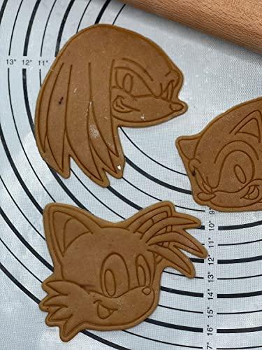 3D Kitchen Art Set of 3 Sonic Knuckles the Echidna Miles Tails Prower Head Cookie Cutters & Molds Produced by 3D Kitchen Art