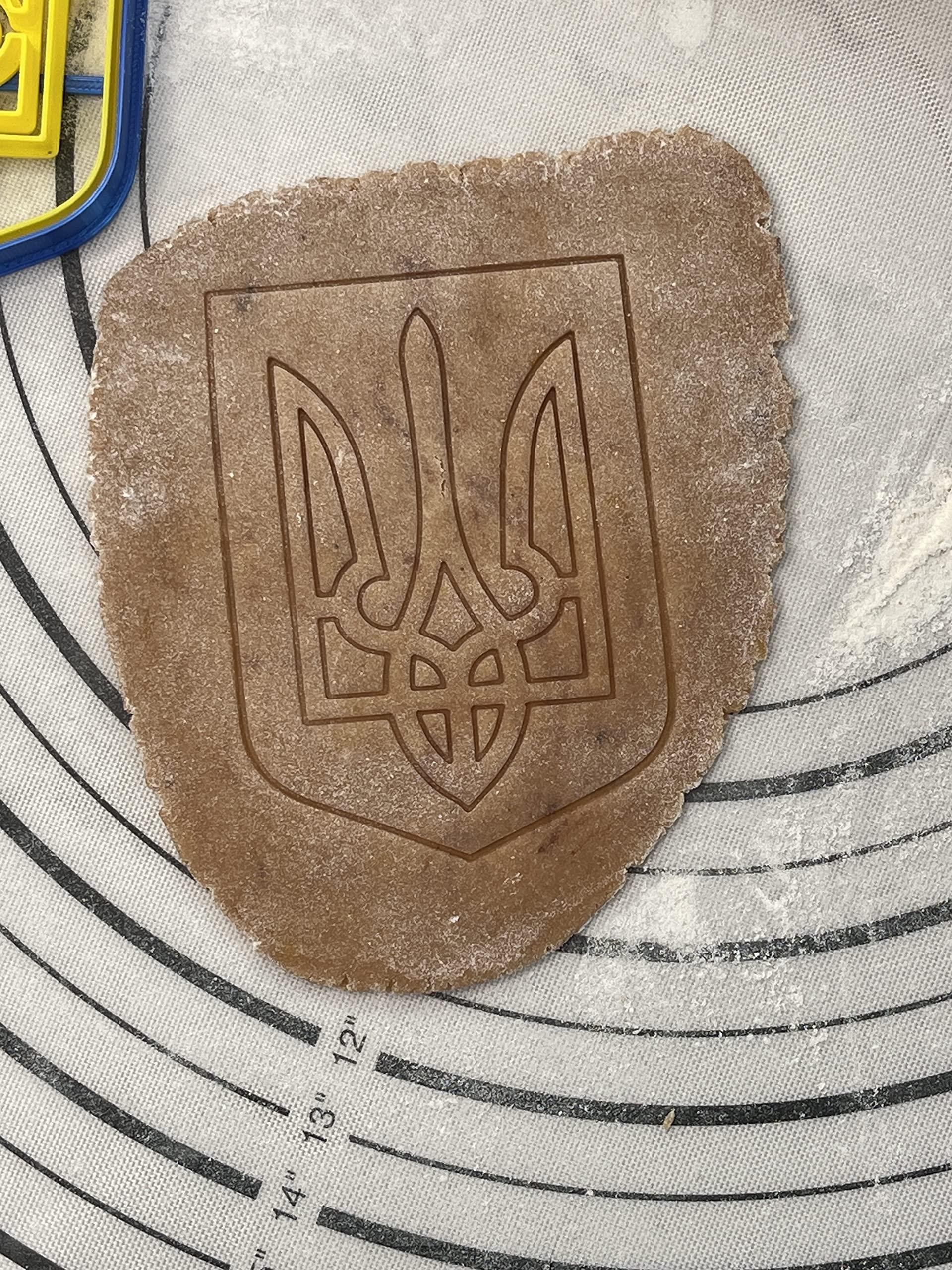 3D Kitchen Art SUPPORT UKRAINE - Ukrainian Herb Trident Cookie Cutter & Mold 4-Inch-Scale Produced by 3D Kitchen Art