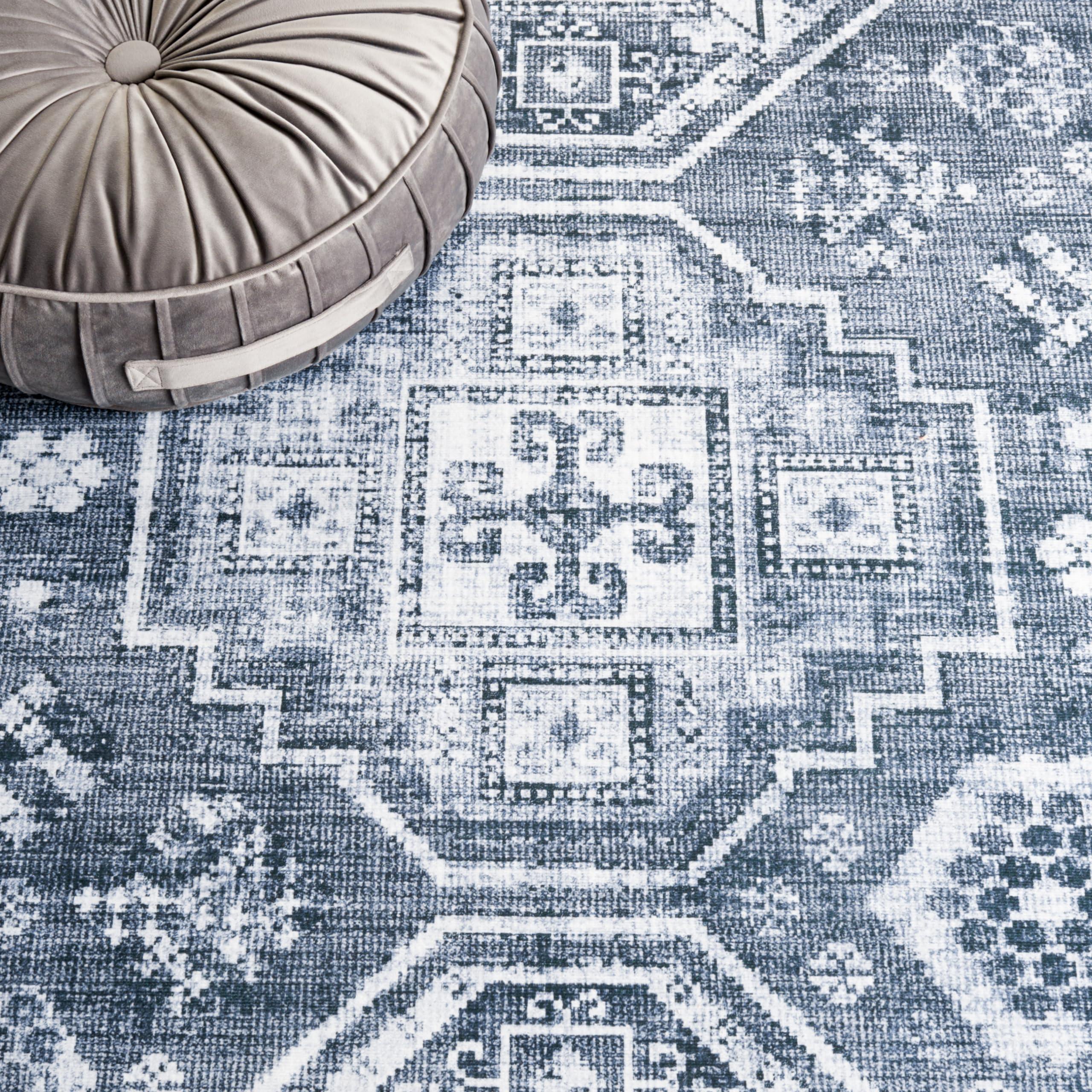 Safavieh SAFAVIEH Arizona Collection Round Rug - 6' Round, Grey Green & Ivory, Traditional Design, Washable & Slip Resistant, Ideal for High Traffic Areas in Living Room, Bedroom & Dining Room (ARZ108F-6R)